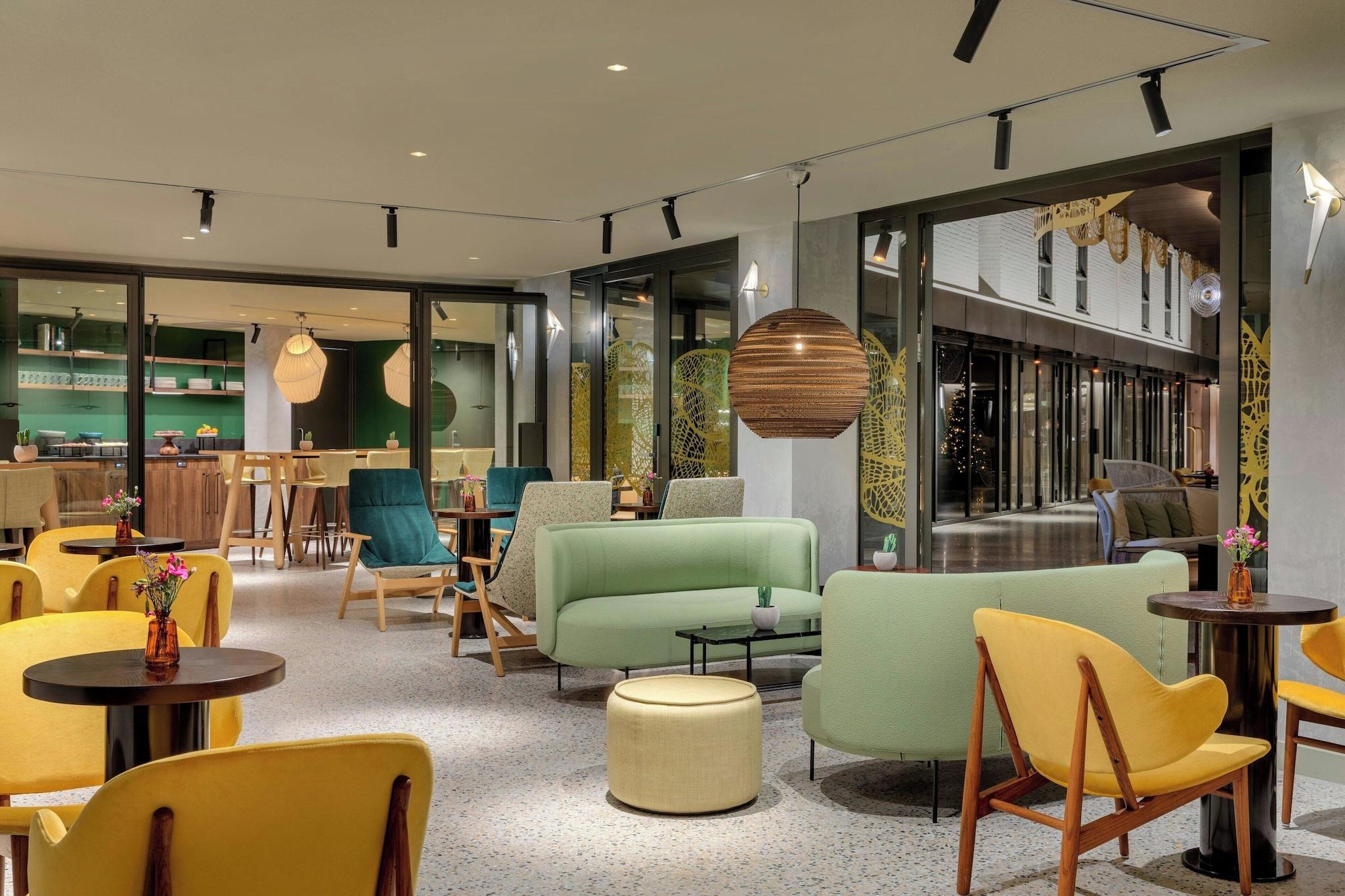 Junior Suite King Size Bed