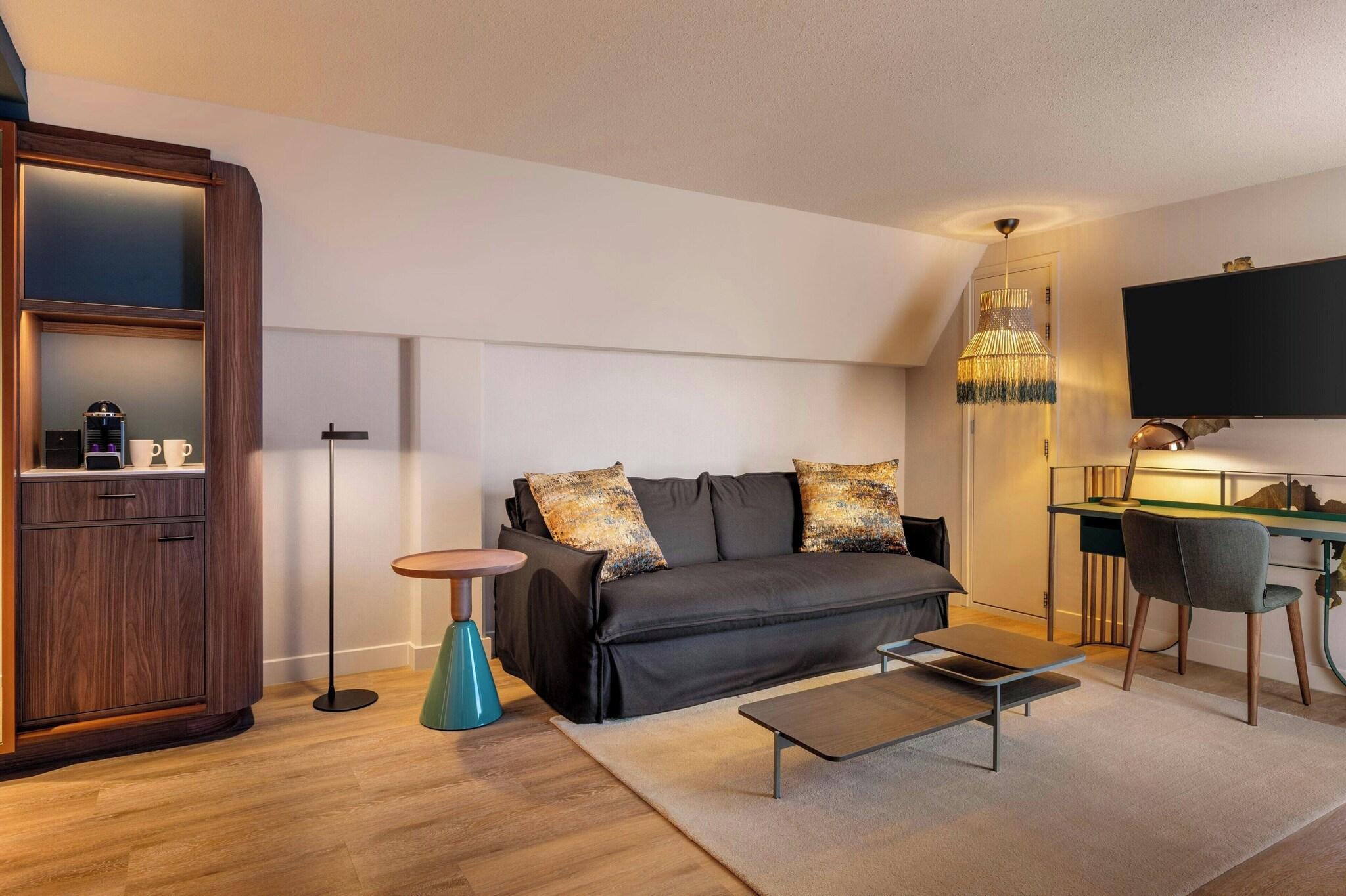 Junior Suite with Double Bed