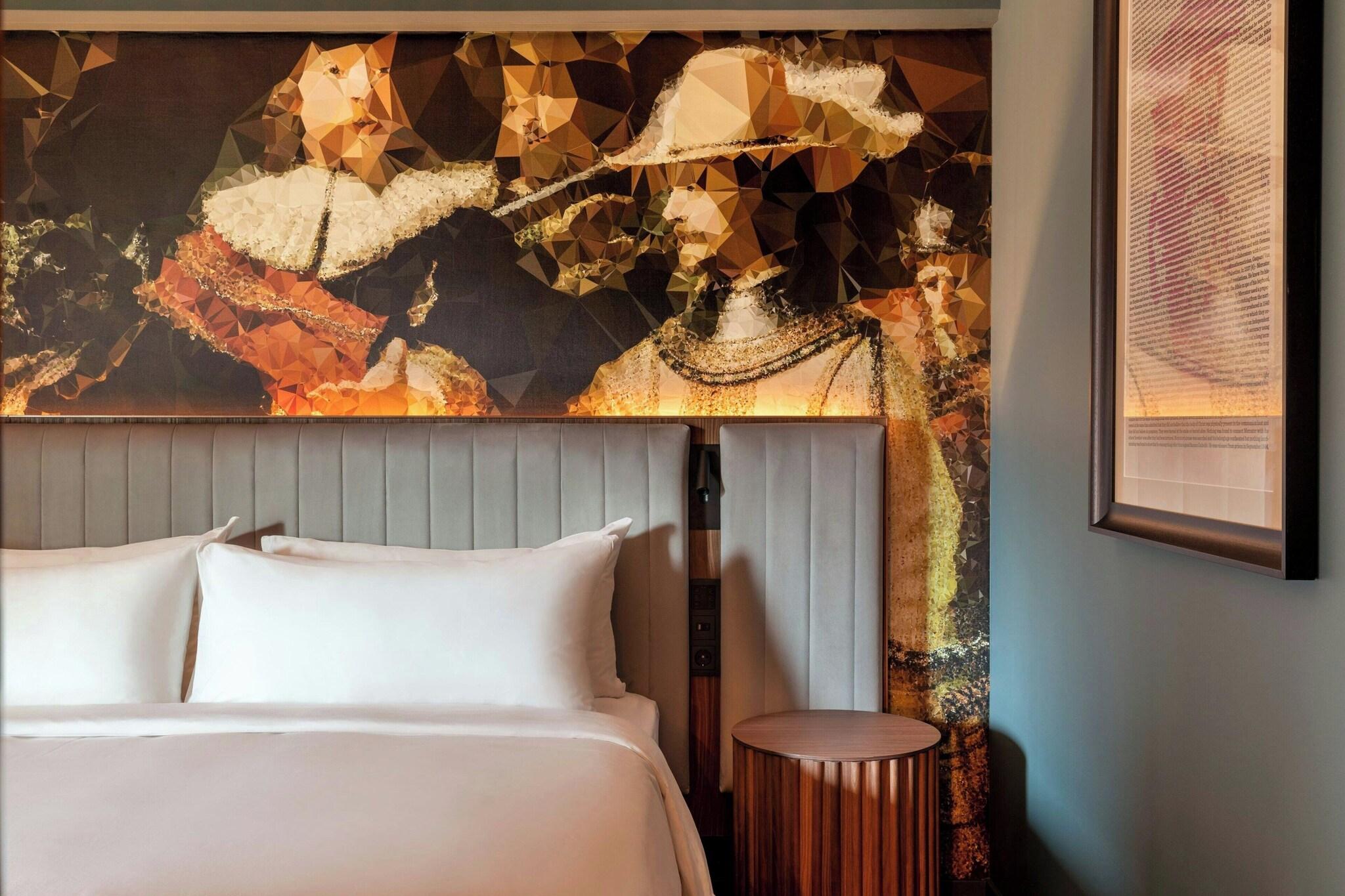 Family Room King Size Bed