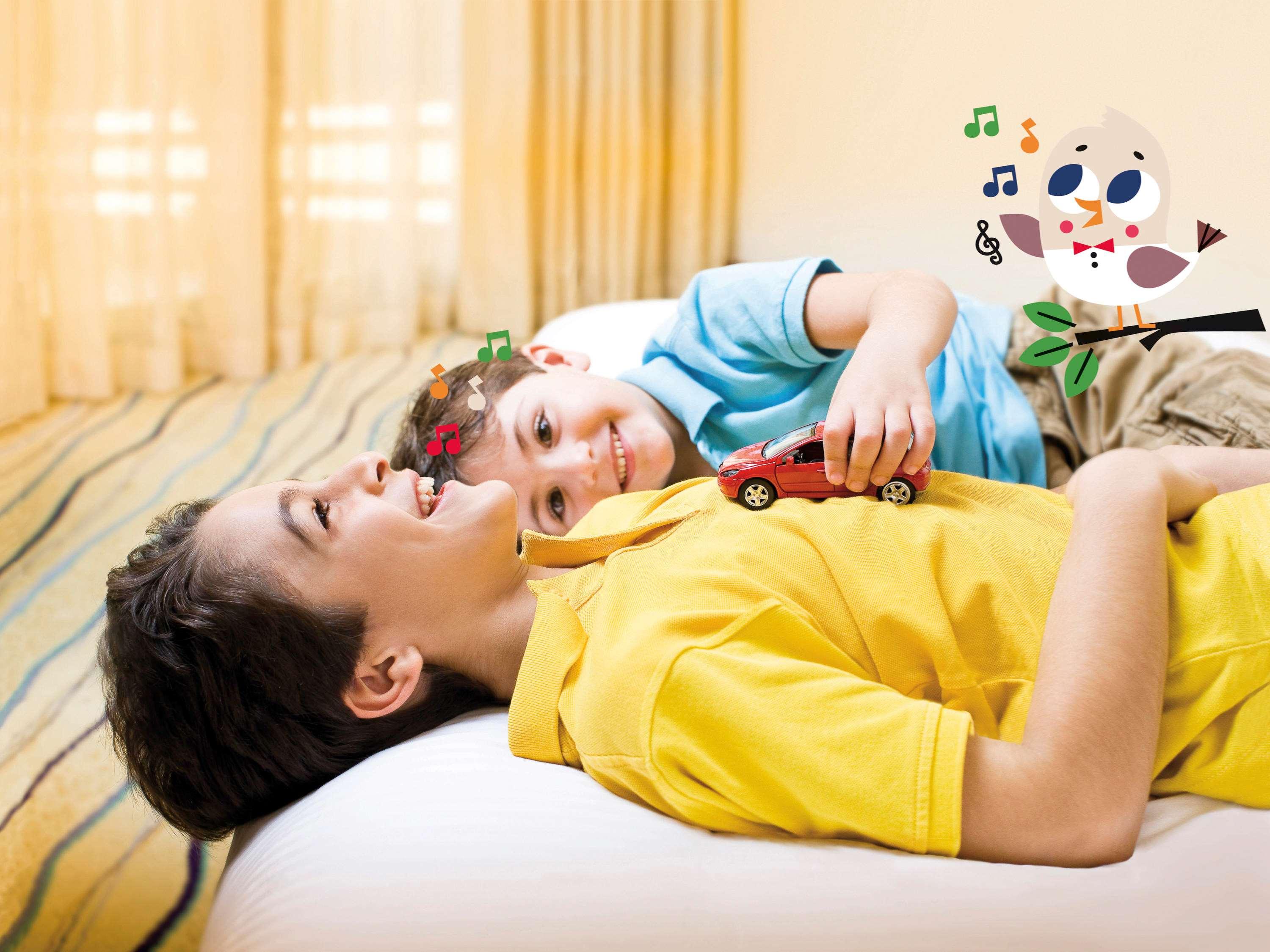 Family Room Two Queen Beds