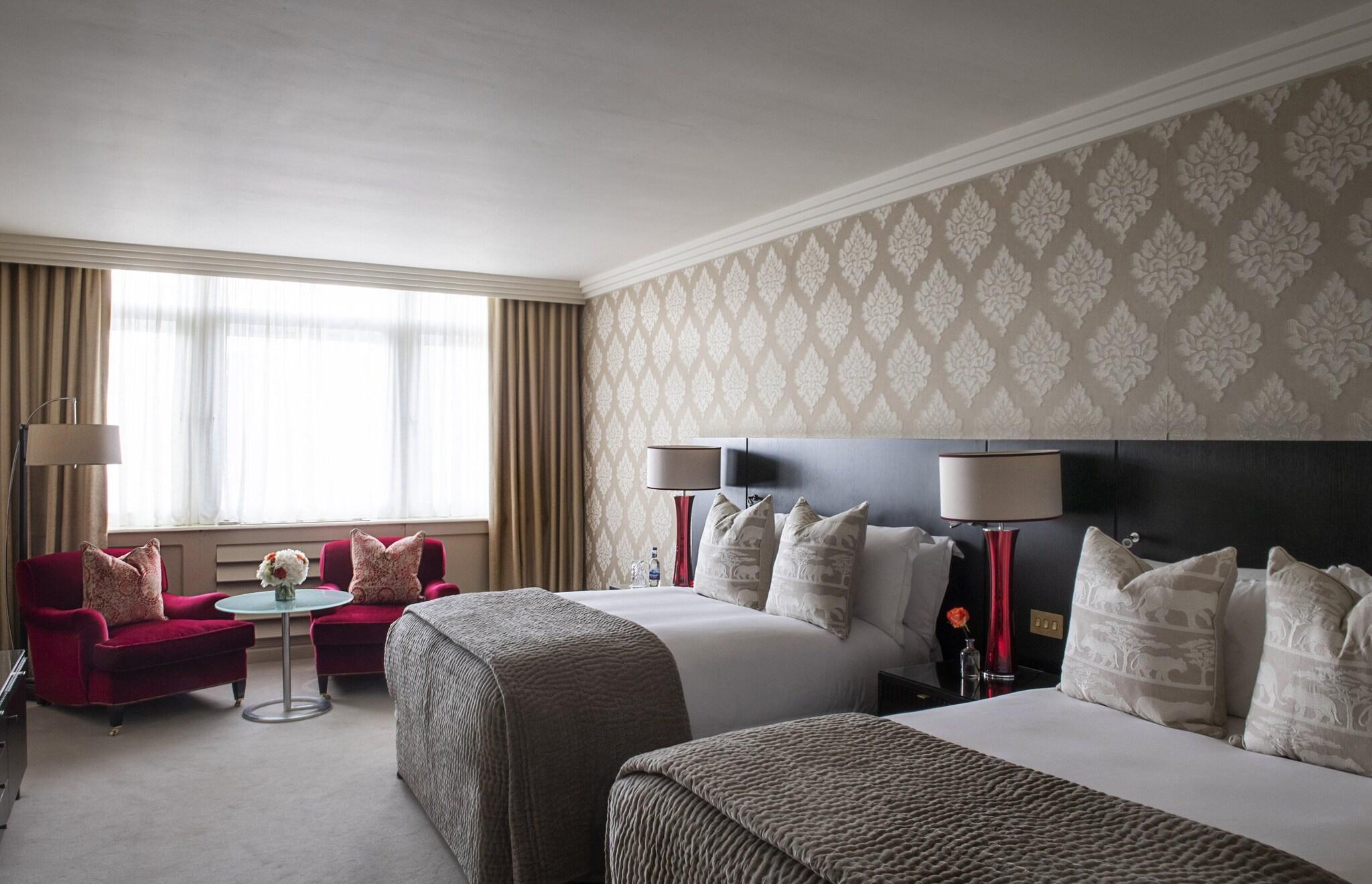 Room Deluxe Two Double Beds