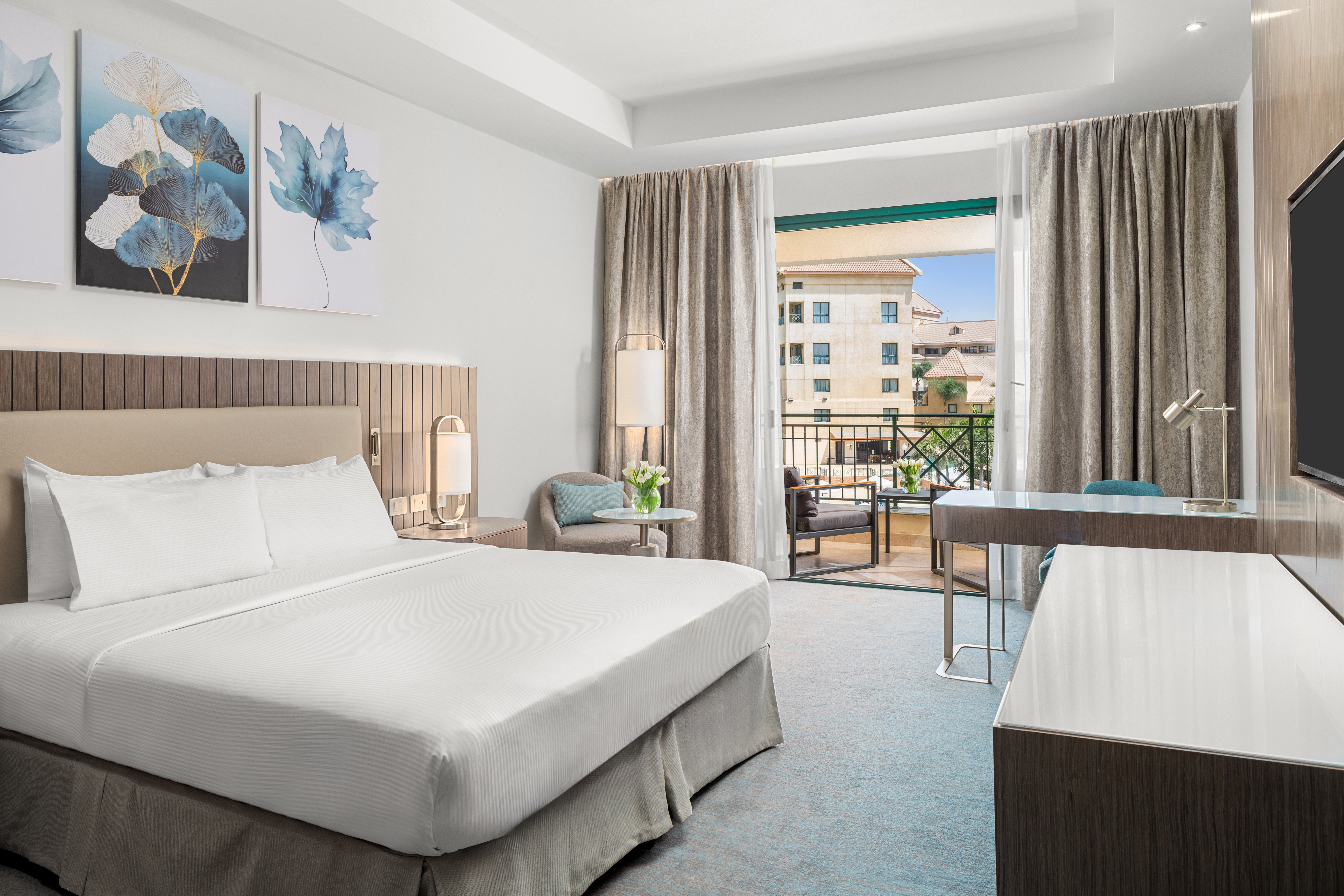 Double Superior King Bed