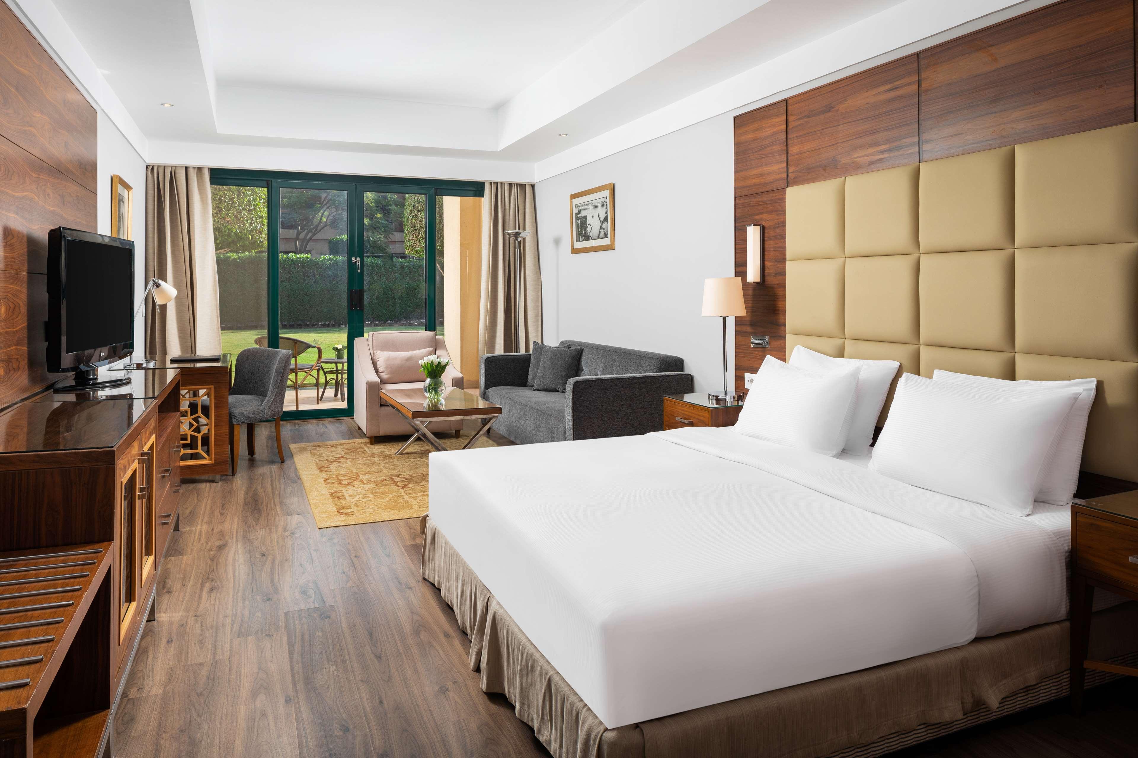 Double Executive Superior