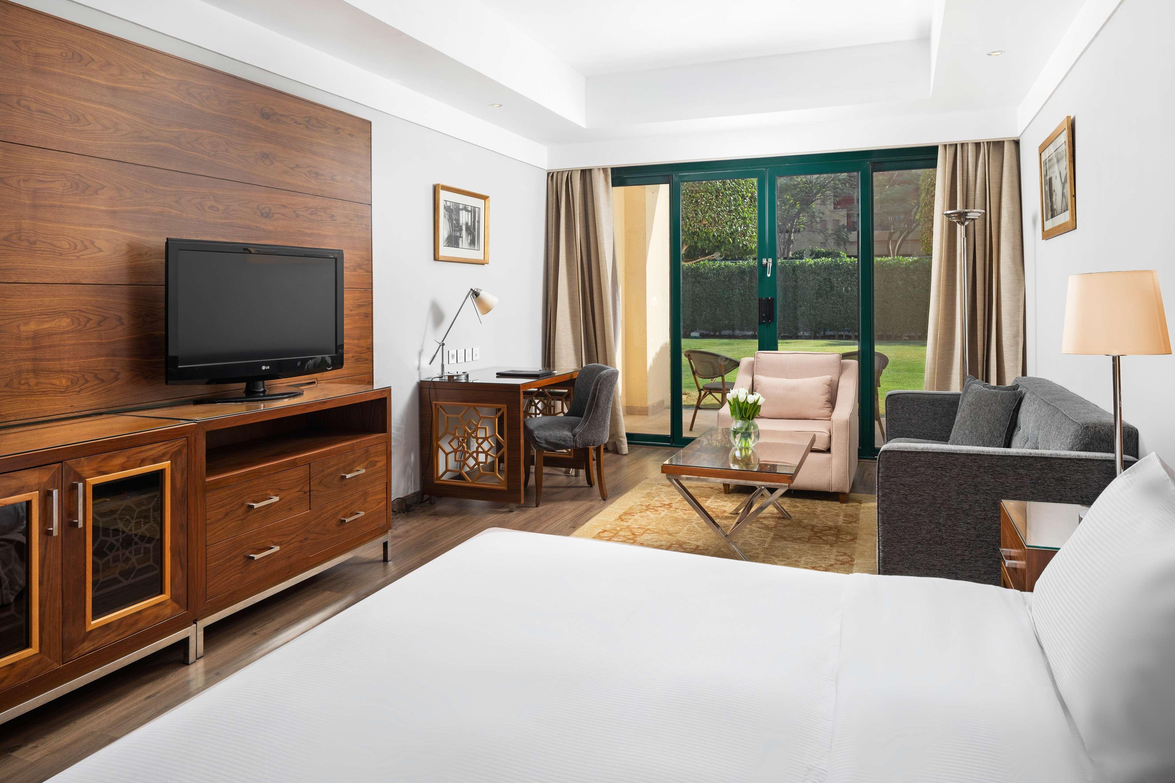 Double Executive Superior