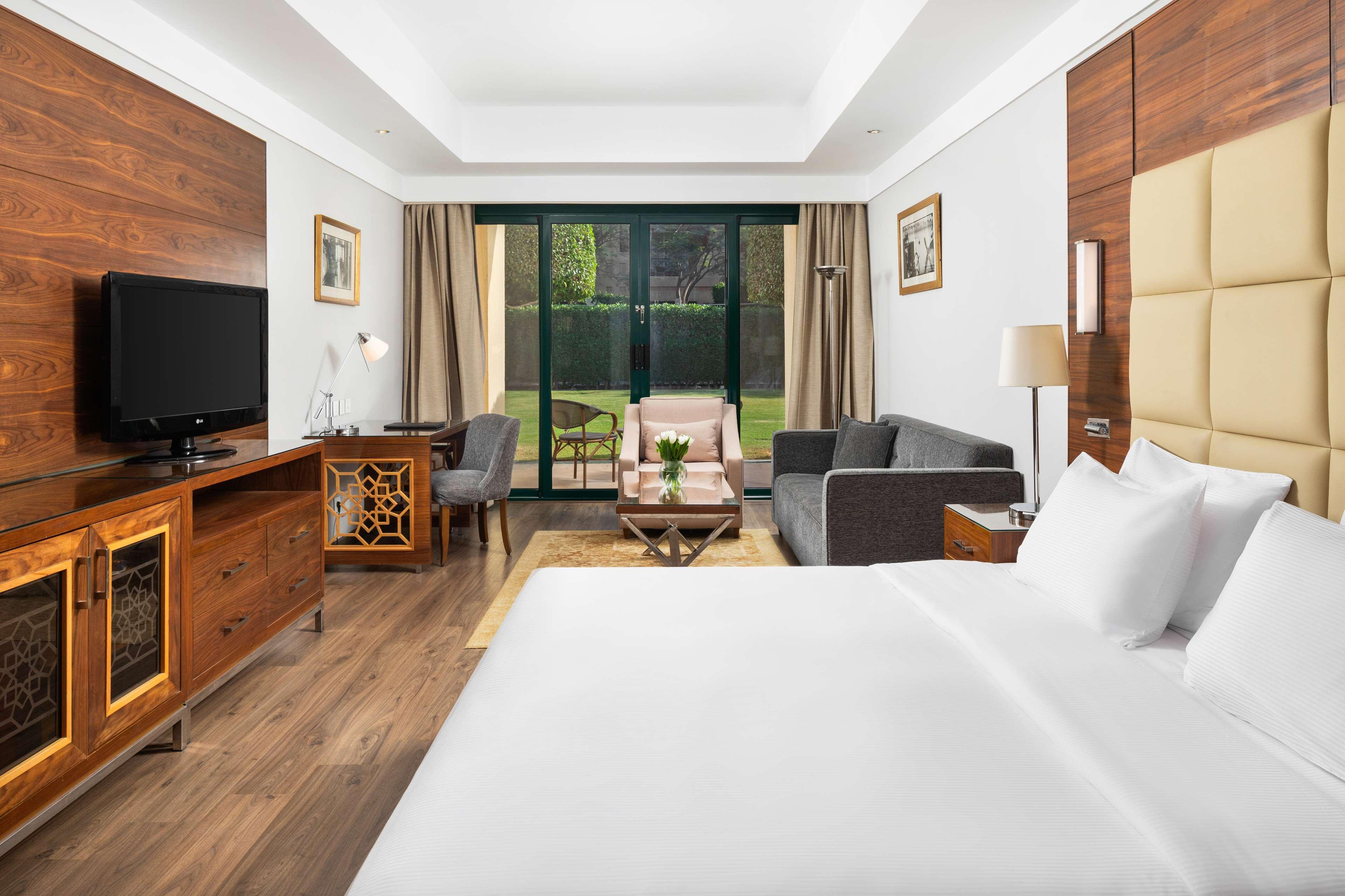 Double Executive Superior