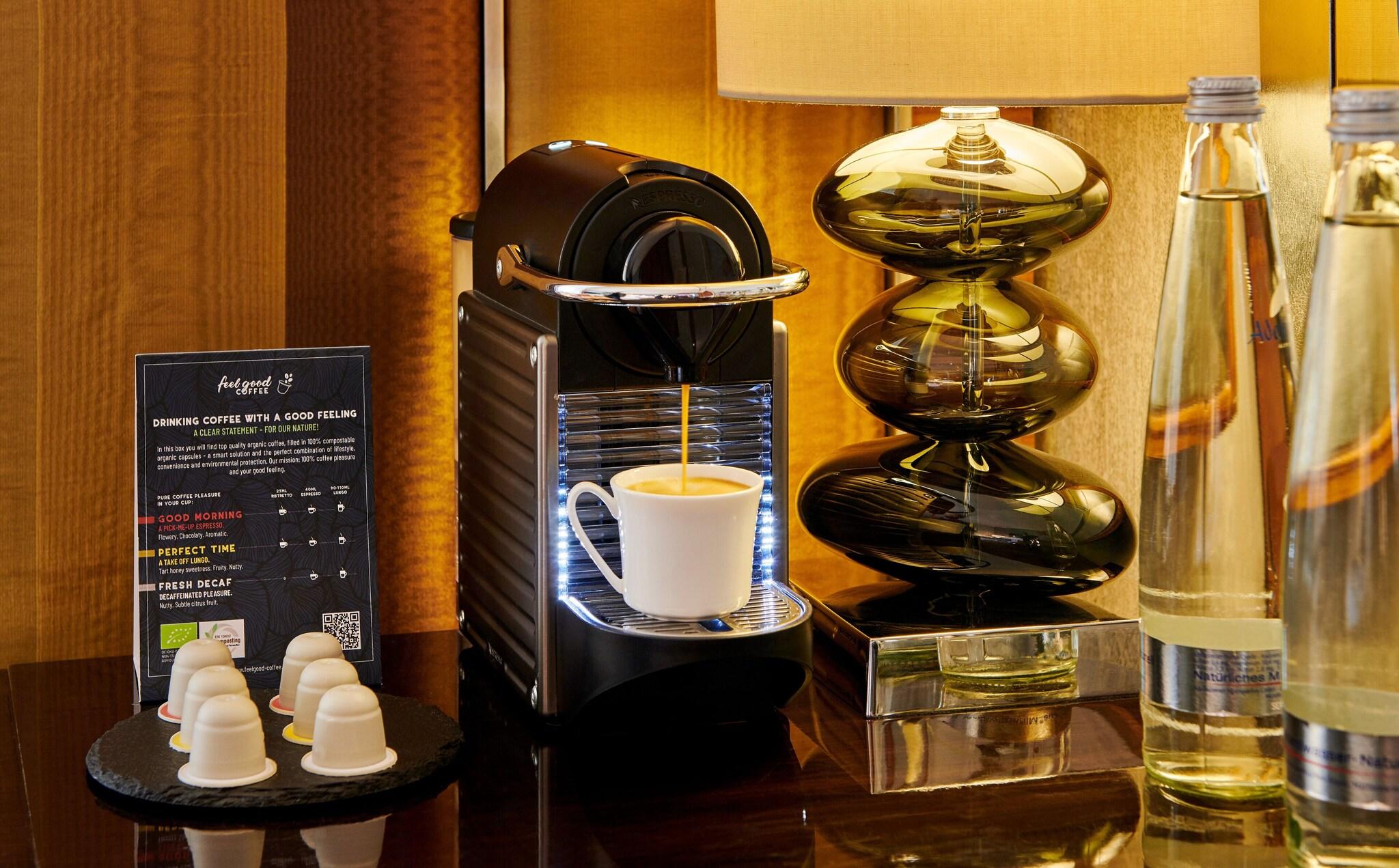 Junior Suite Deluxe King Bed