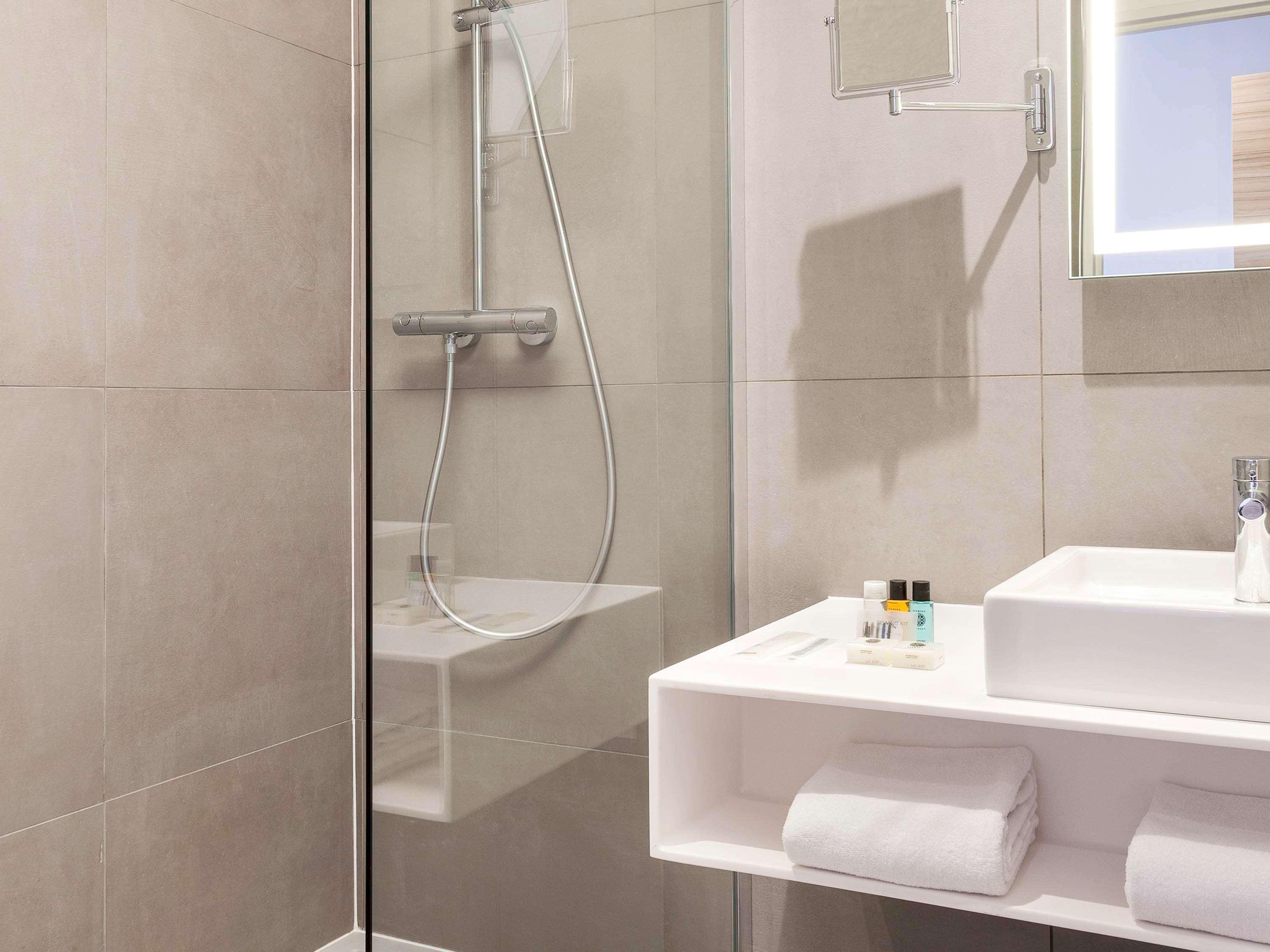 Double Superior King Bed