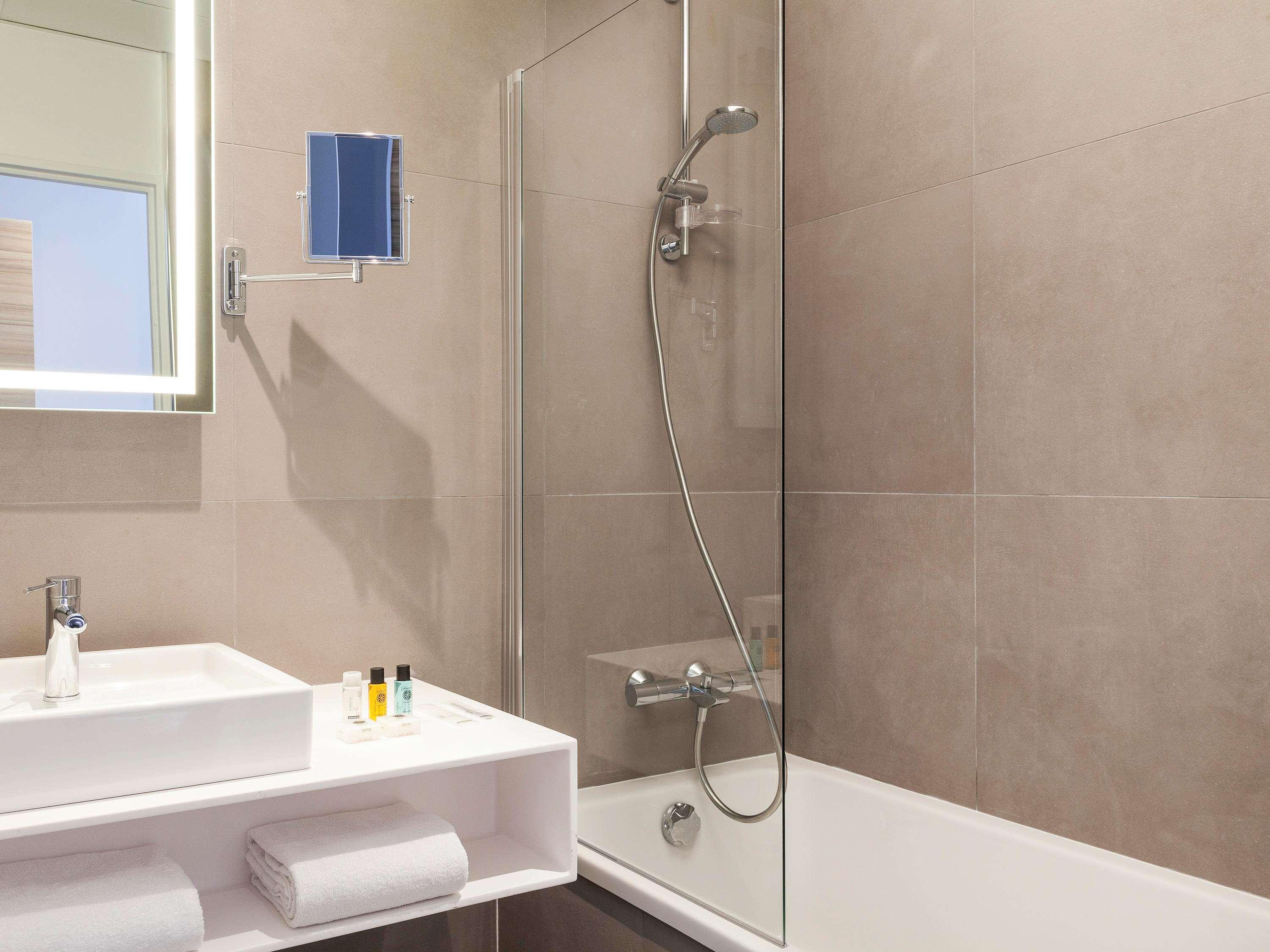 Double Superior King Bed