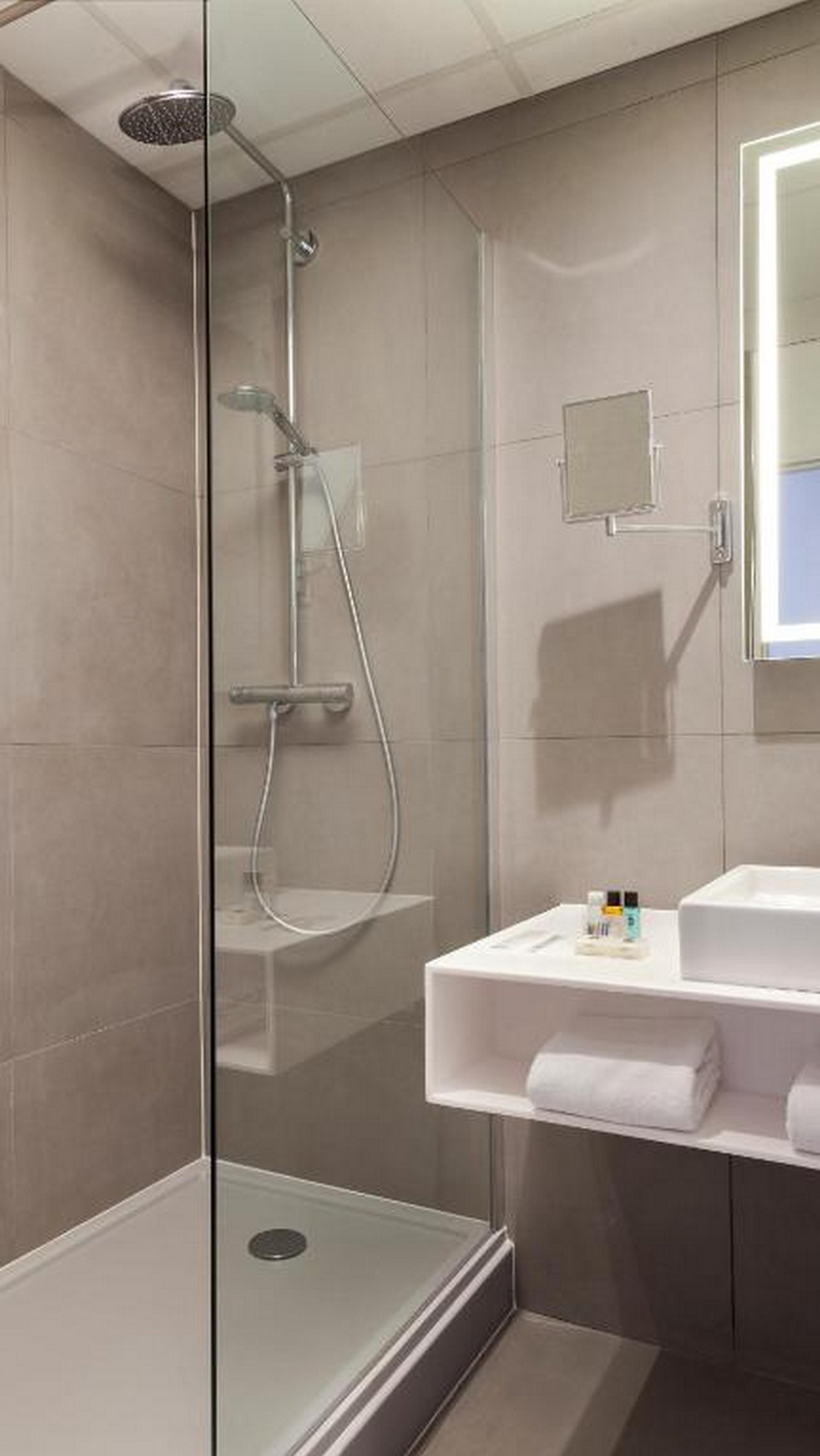 Double Superior King Bed