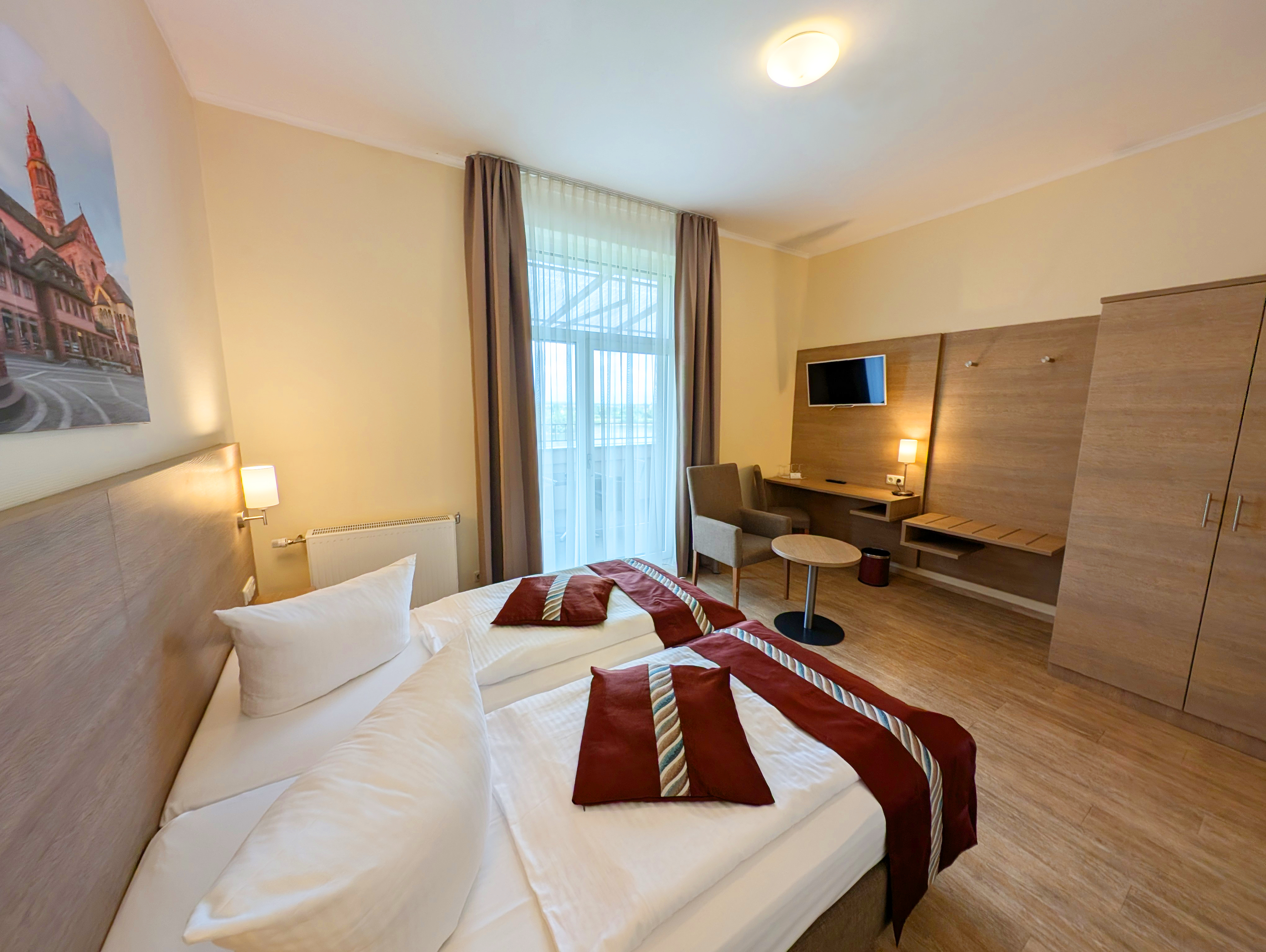 Double or Twin Standard