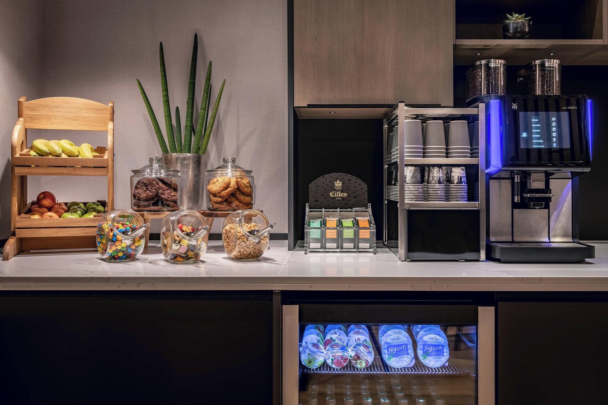 Junior Suite Club King Bed