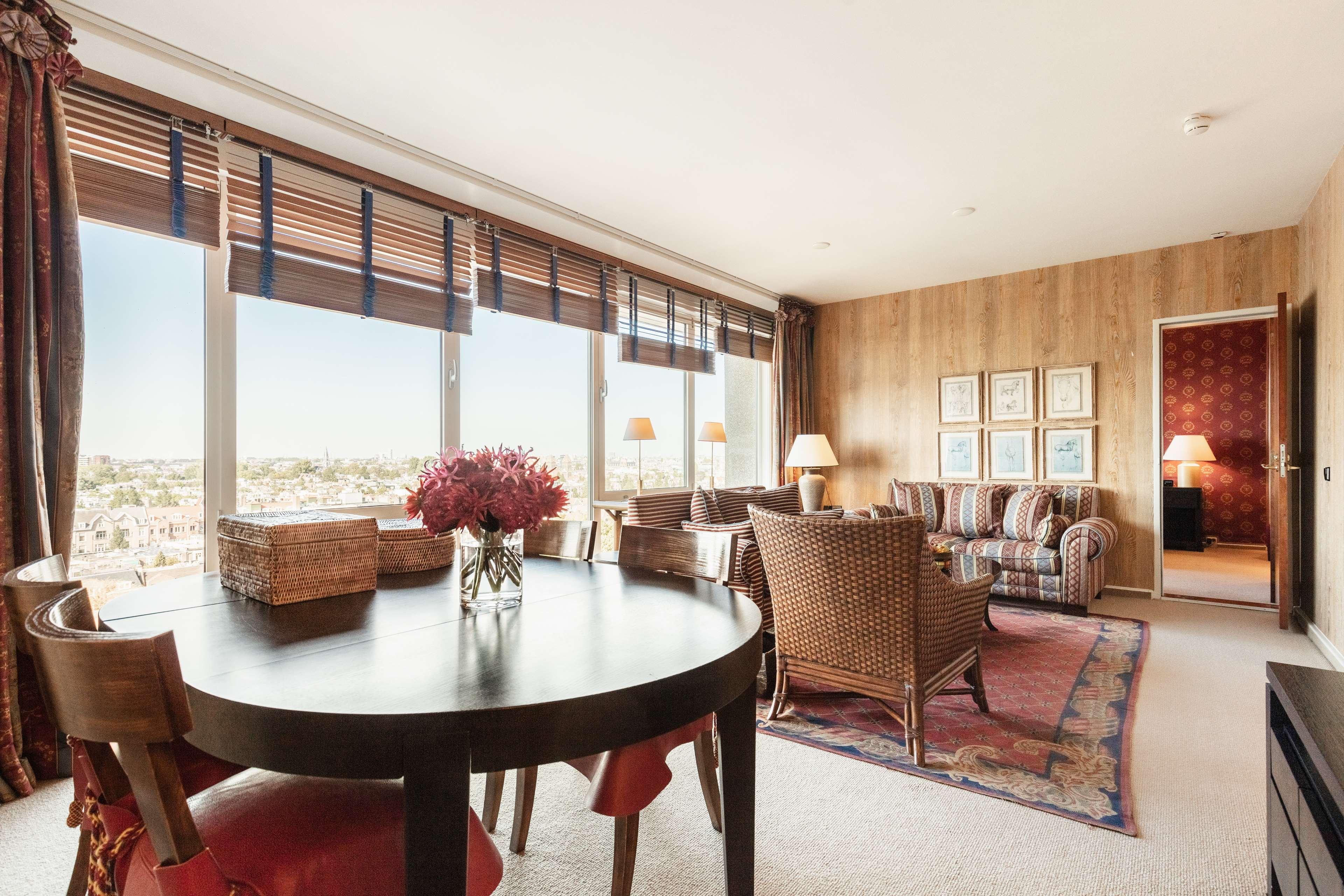 Suite Connecting Room