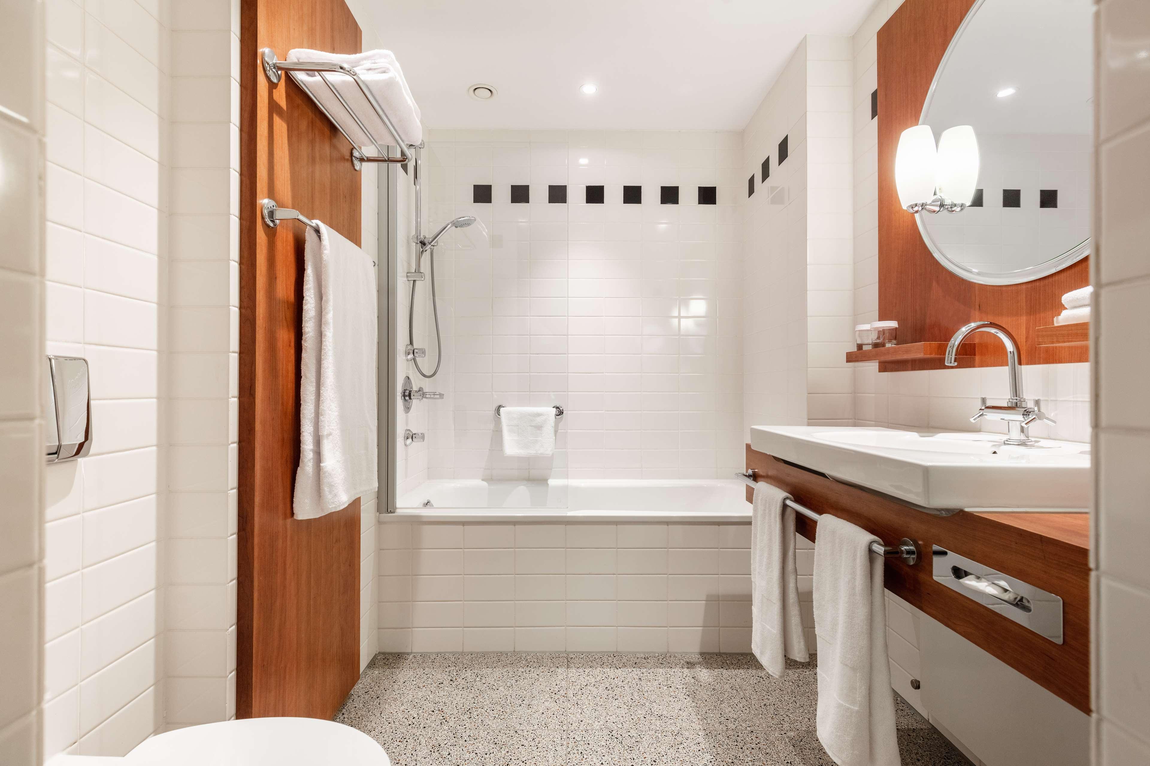 Junior Suite Canal View