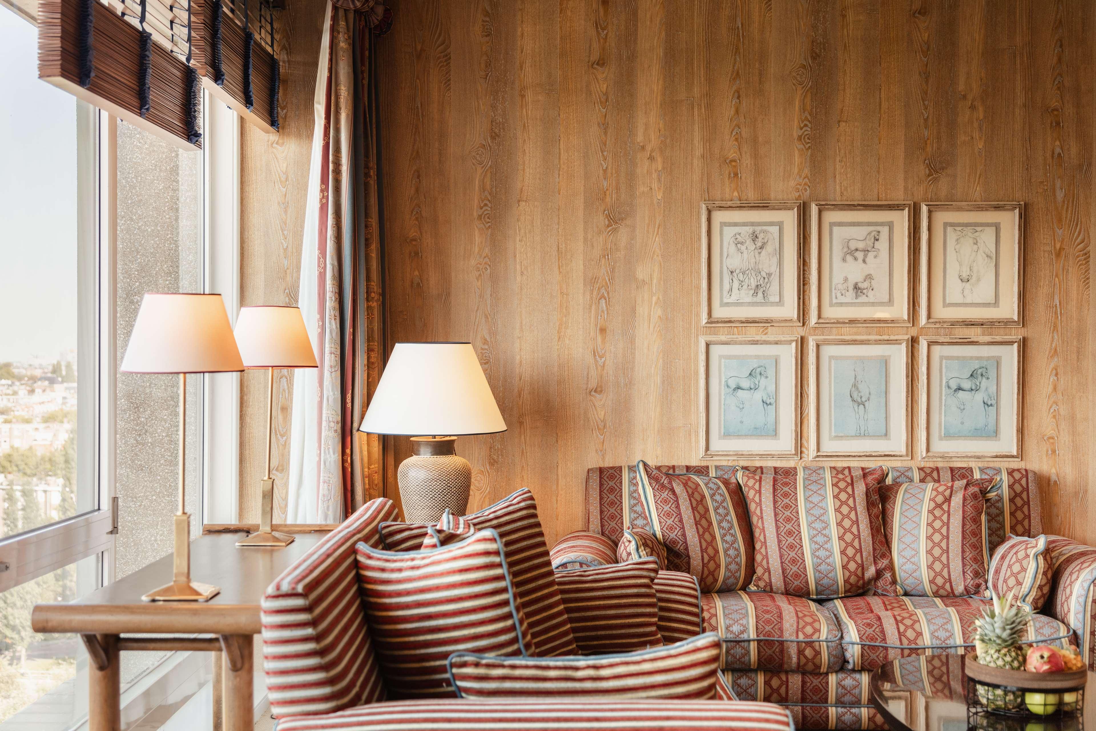 Suite Connecting Room