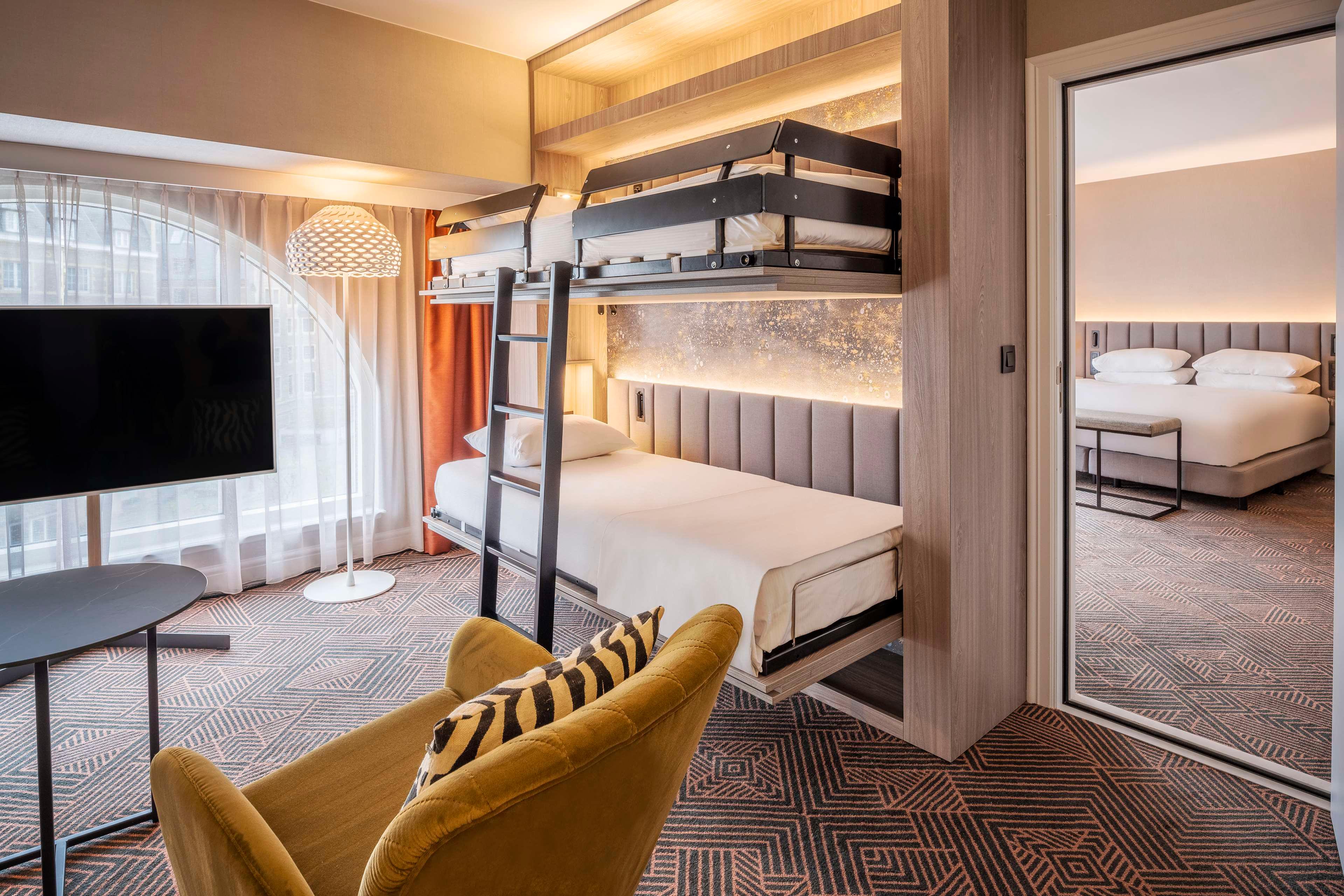 Family Room King Size Bed