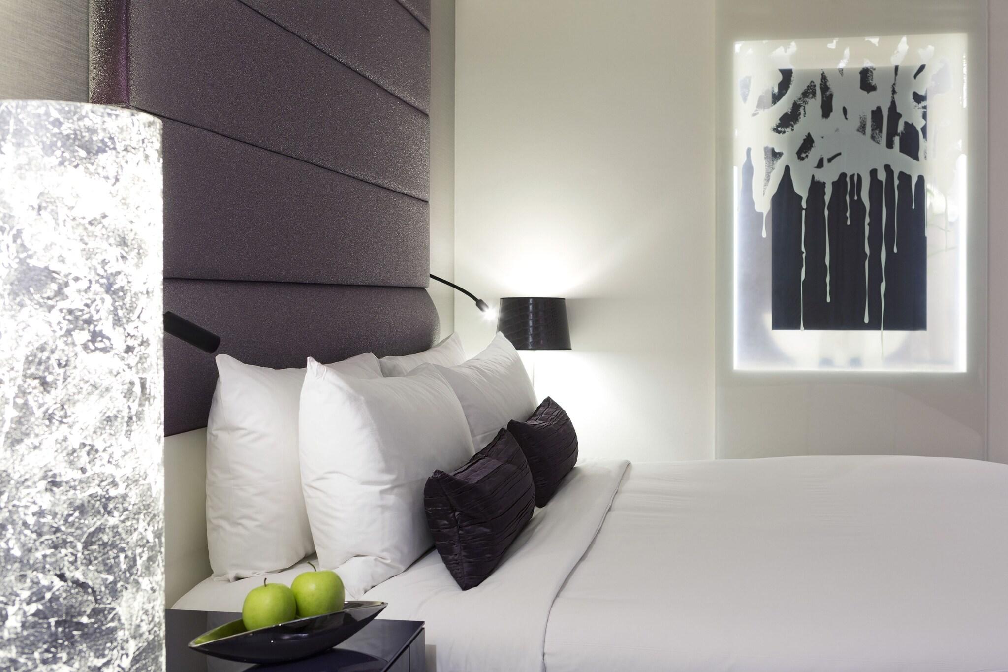 Double Classic King Bed