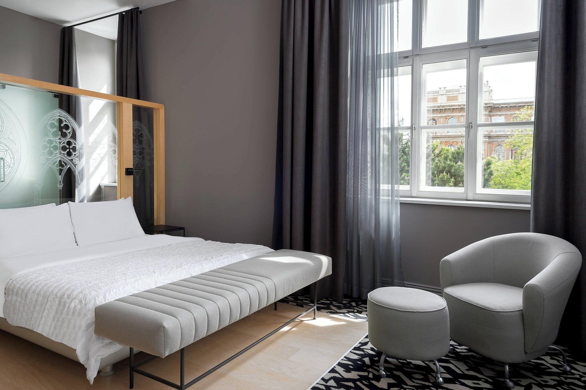 Double King Size Bed