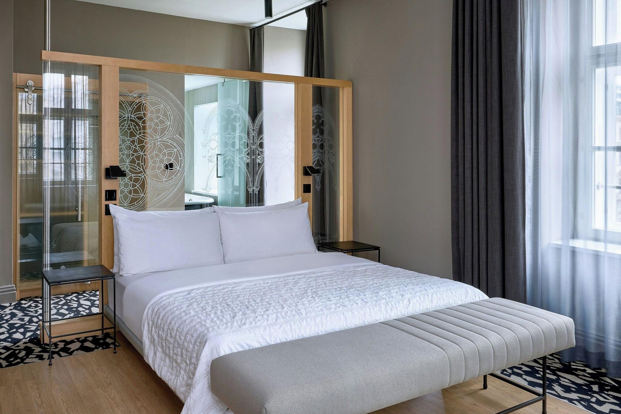 Double King Size Bed