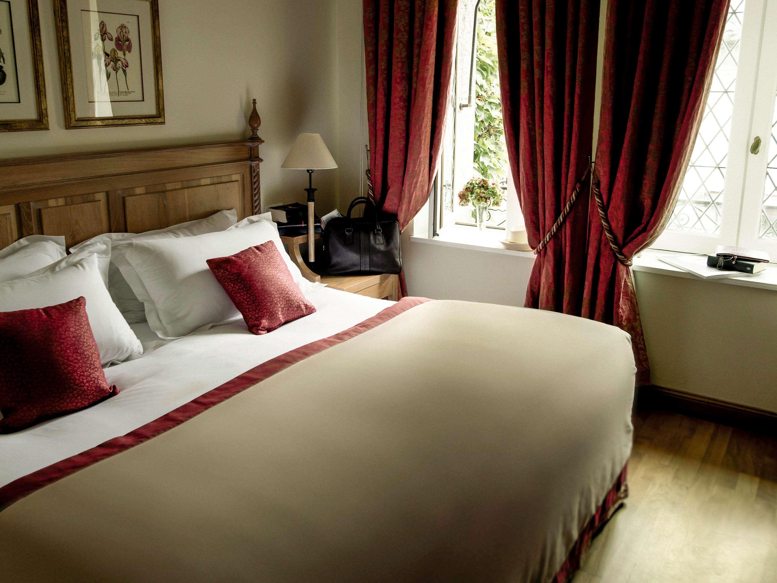 Double Classic City View