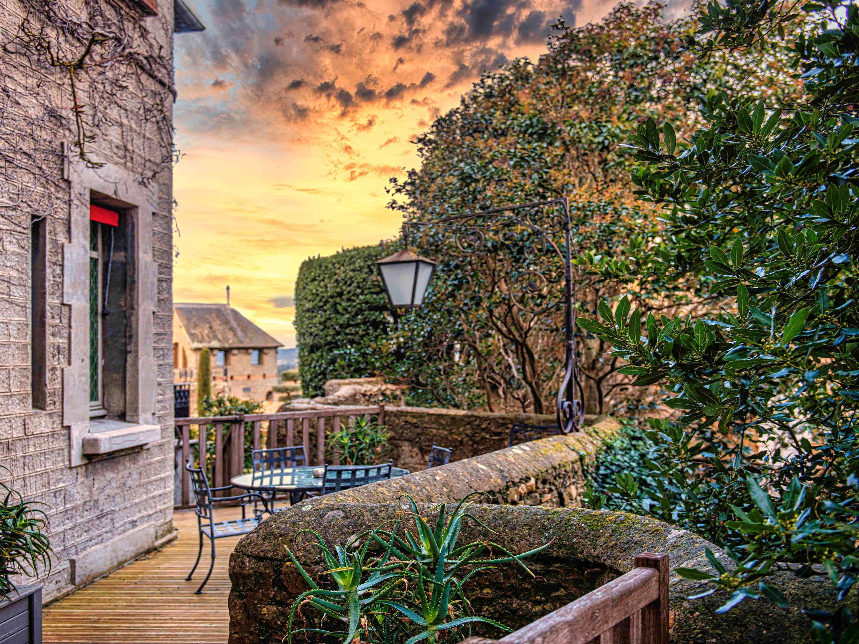 Suite Deluxe with Balcony