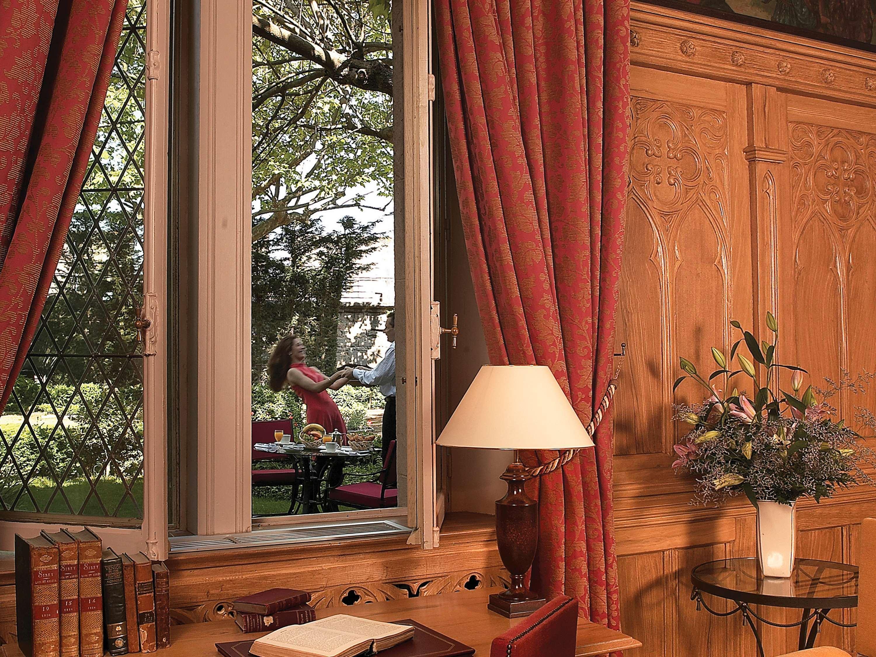 Junior Suite King Size Bed