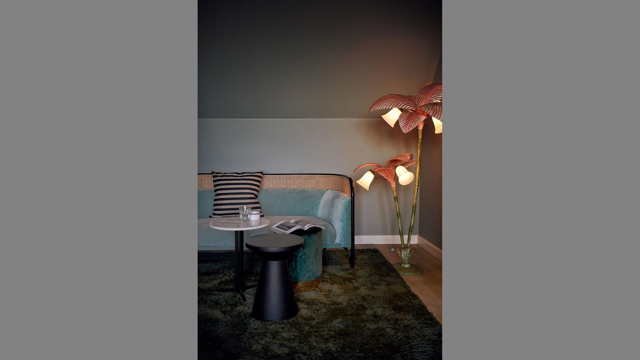 Junior Suite Queen Size Bed