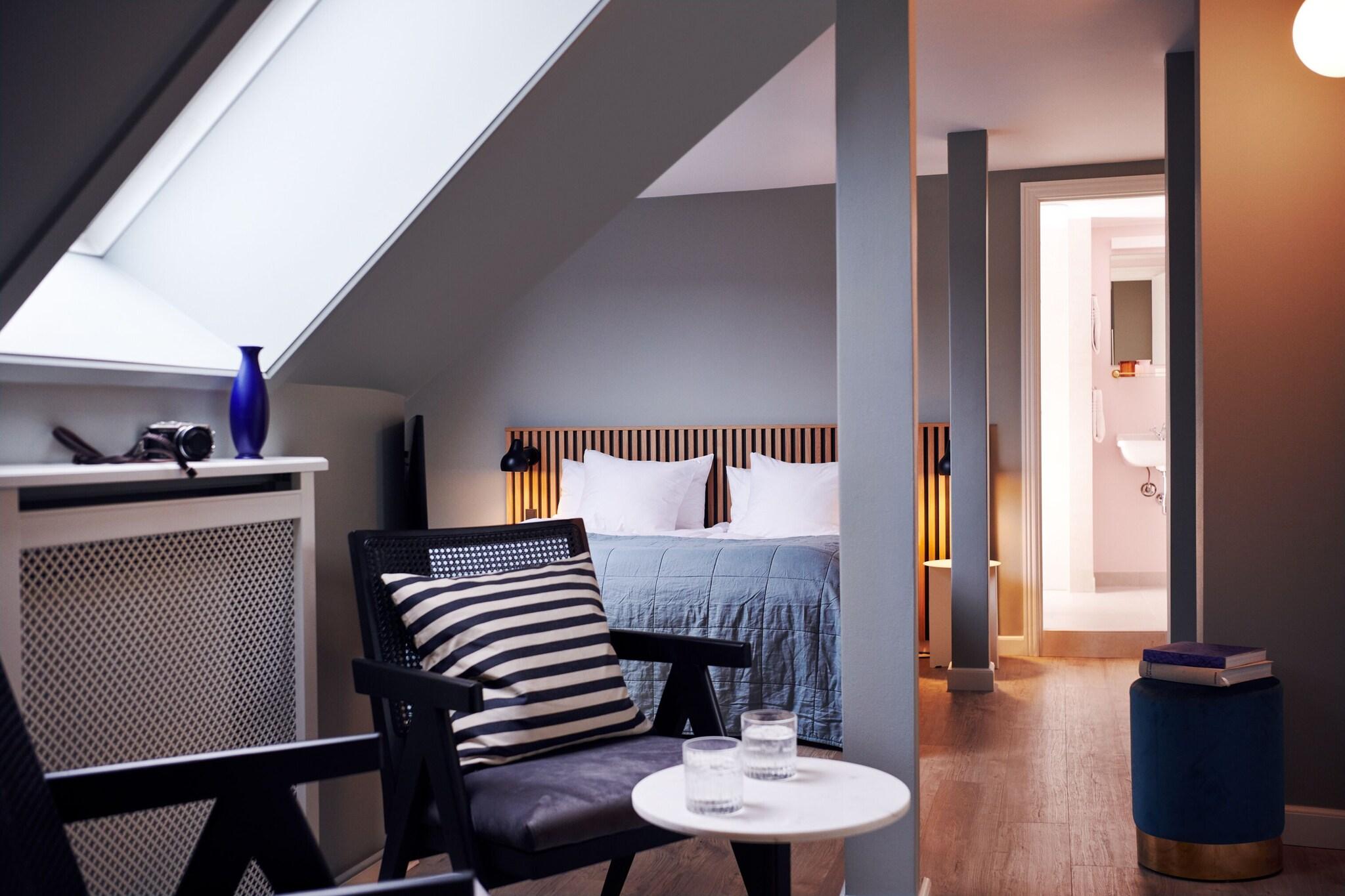 Suite Queen Size Bed