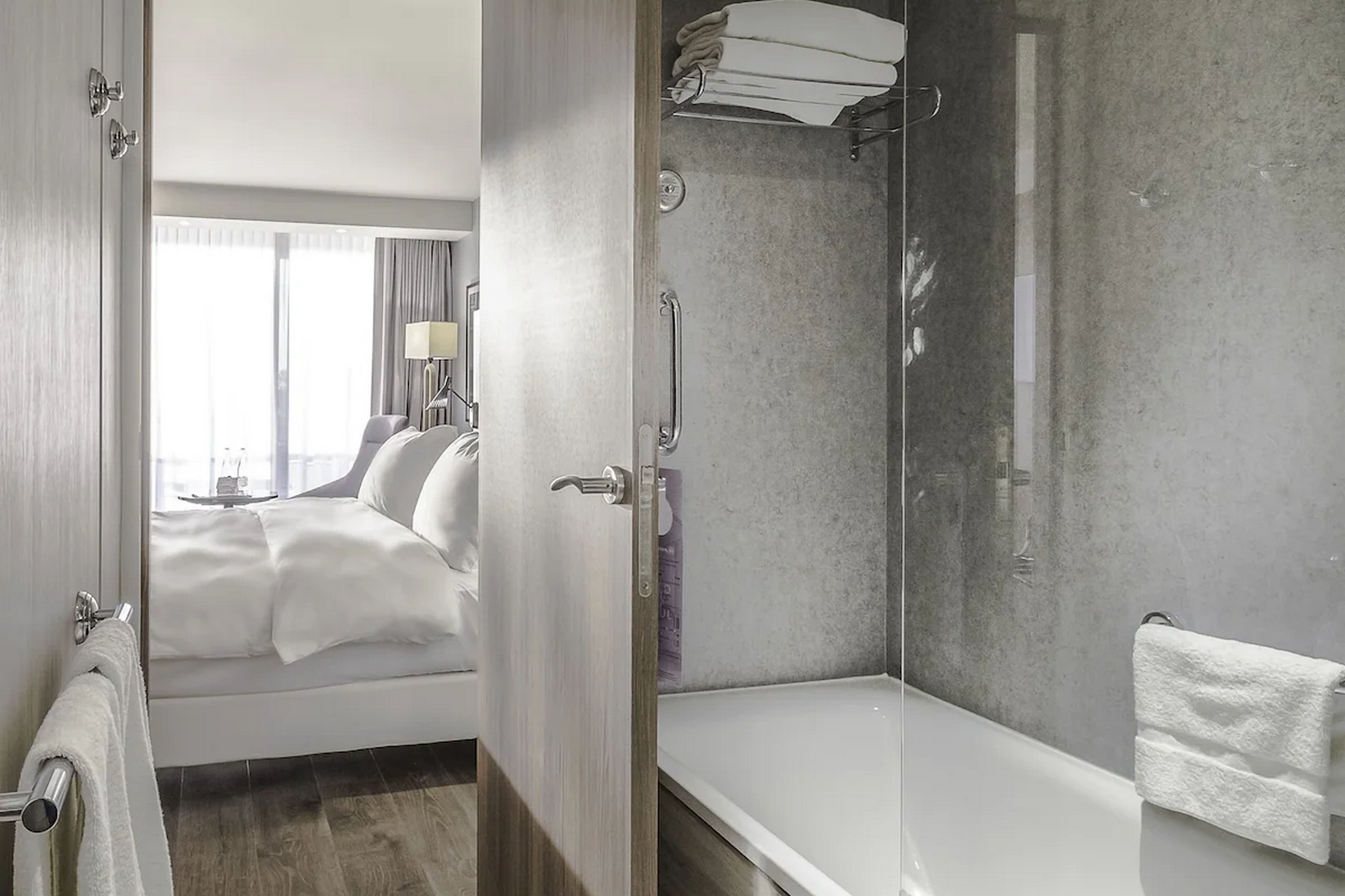 Junior Suite Mountain View