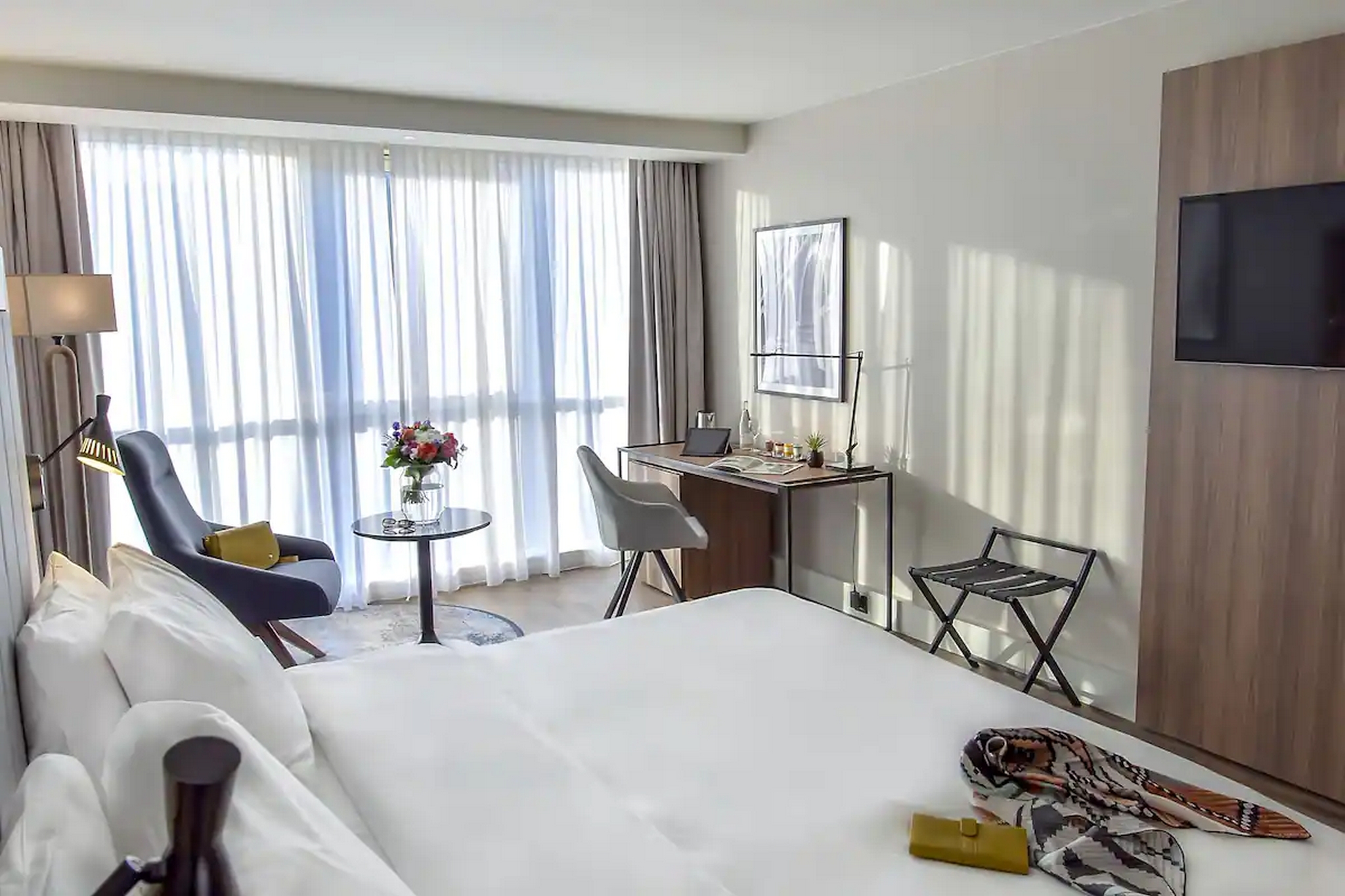 Junior Suite Mountain View