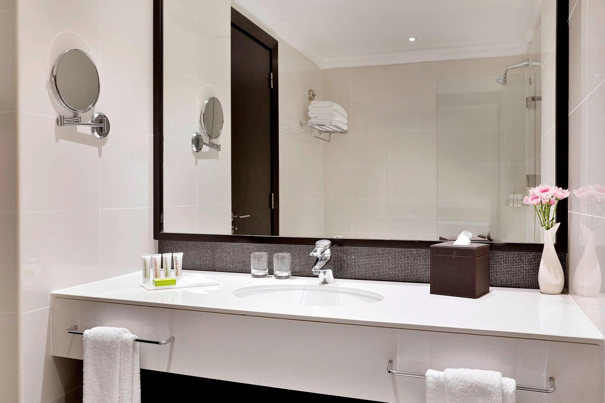 Double Deluxe with Views