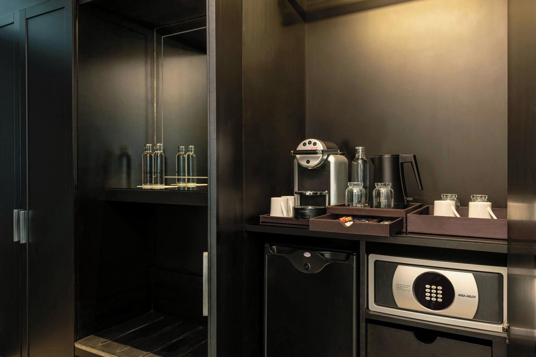 Triple Club with Views