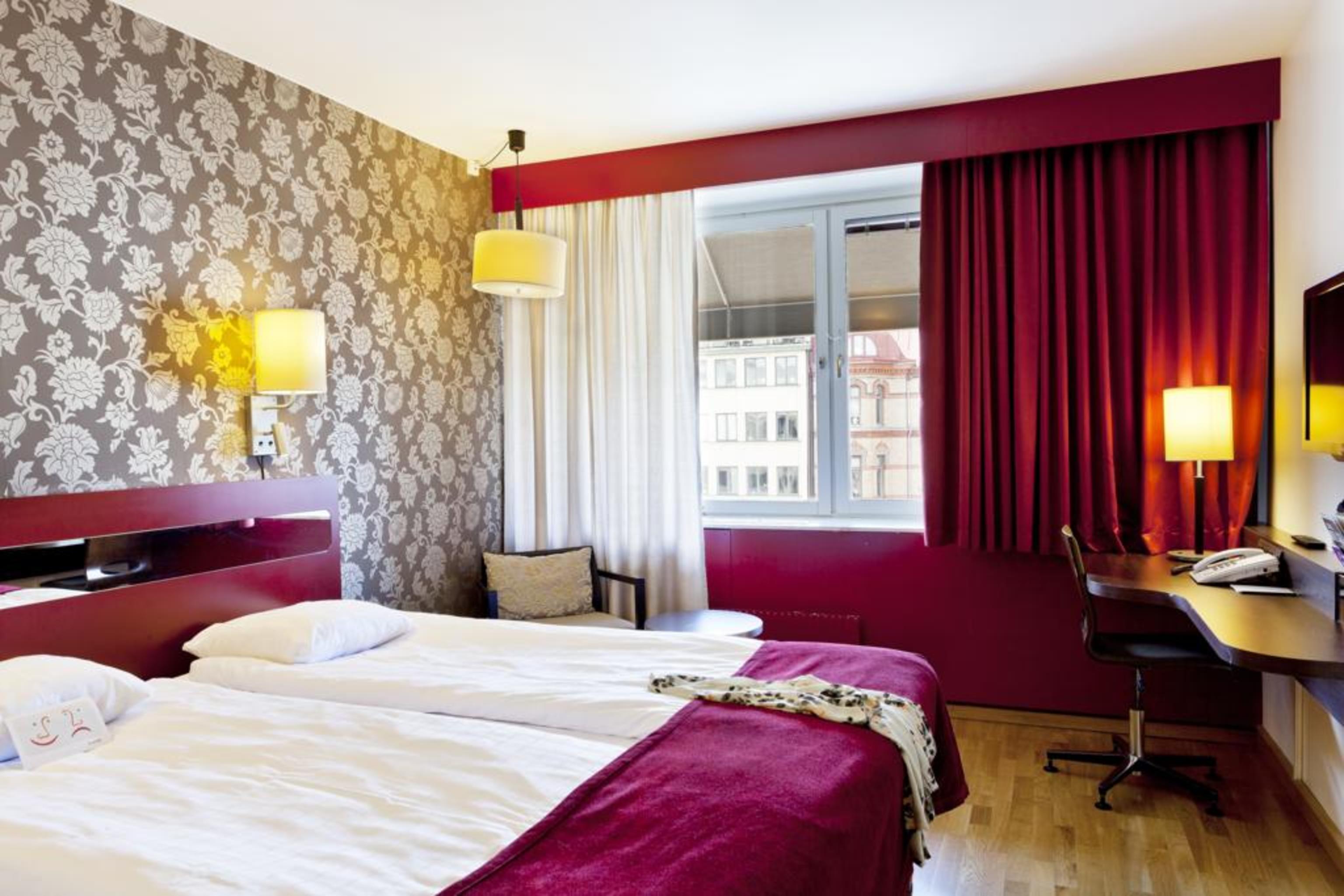 Double or Twin Standard