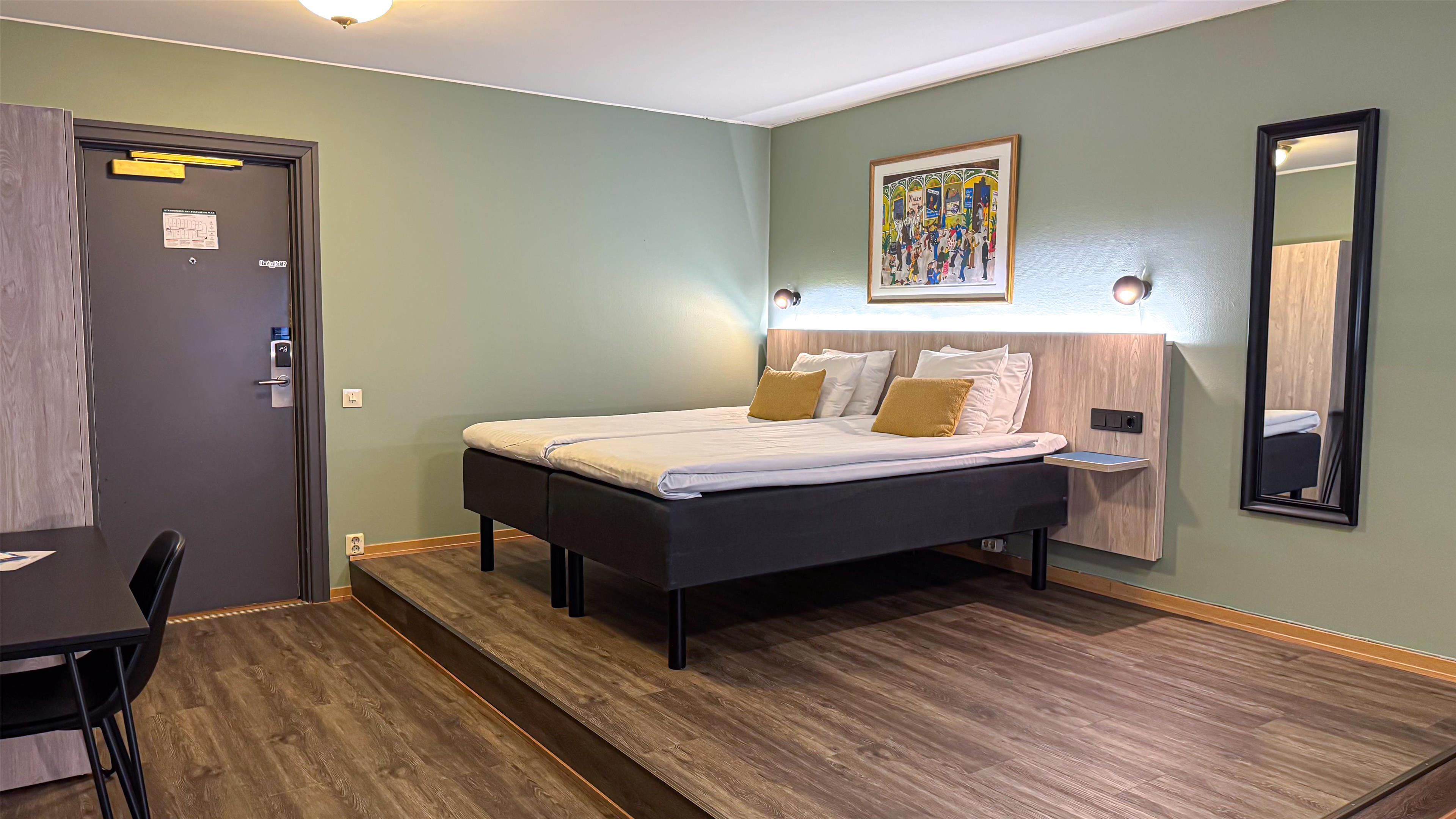 Family Room Capacity 6