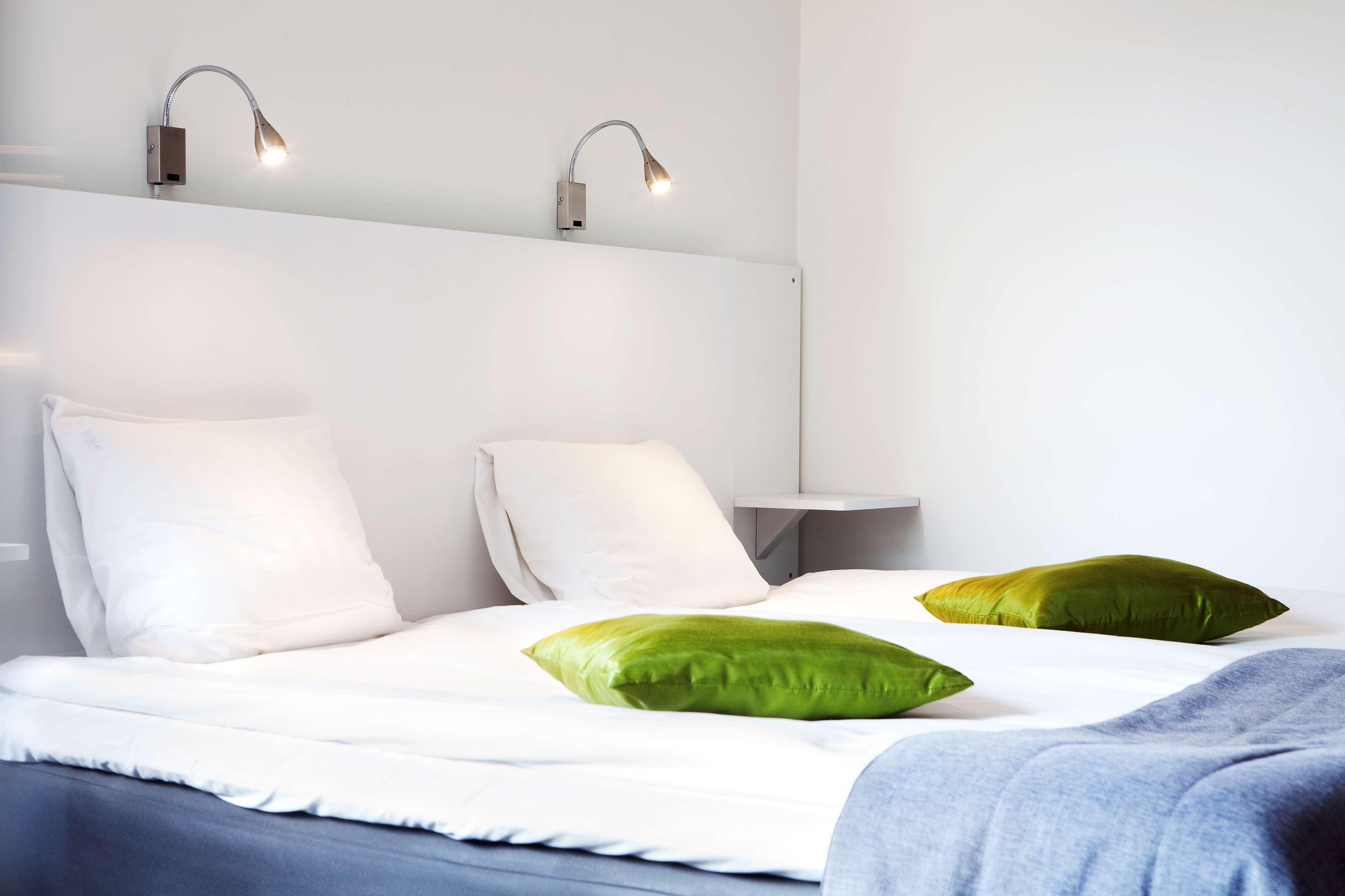 Double Queen Size Bed