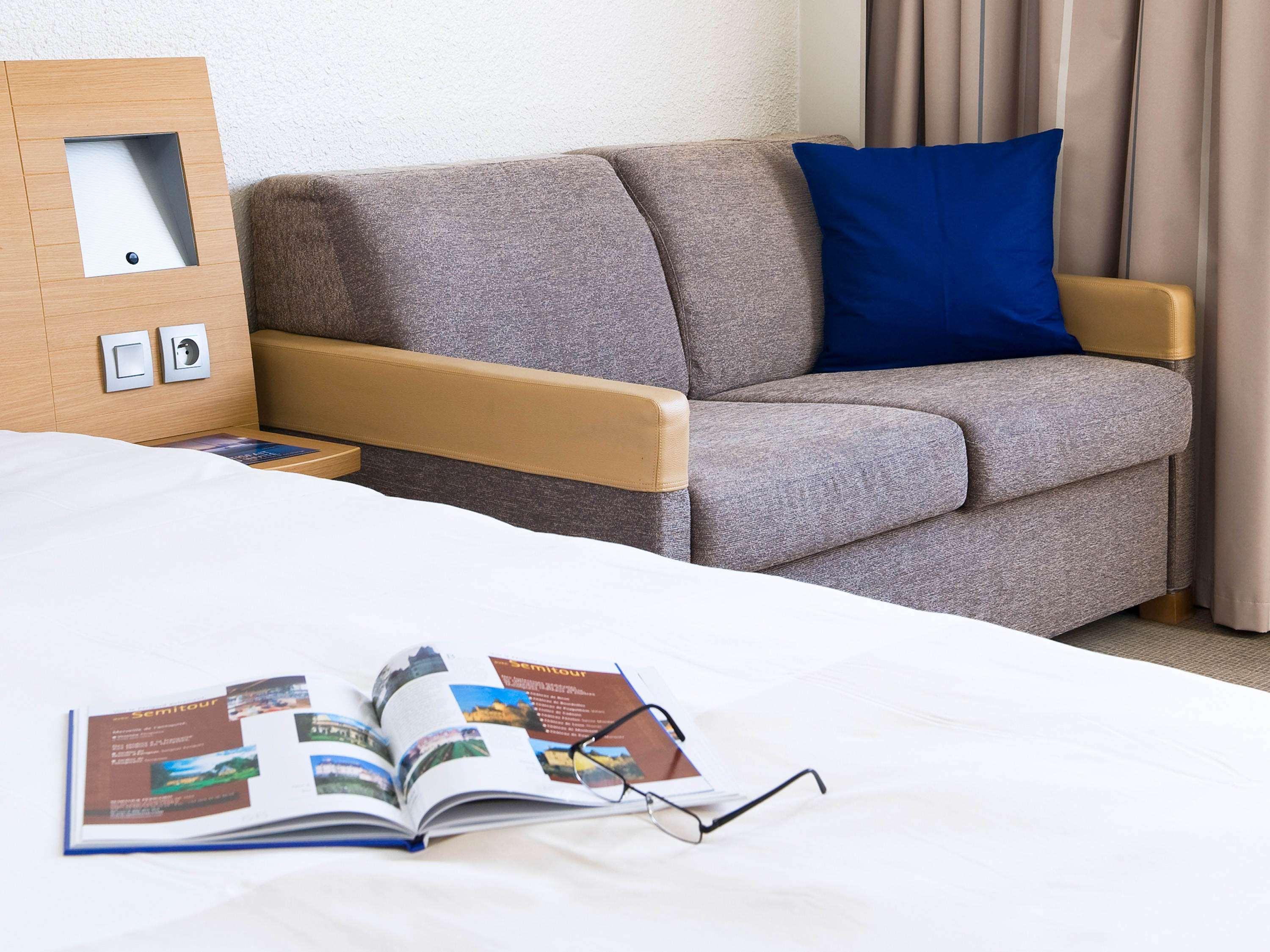 Double Classic Double Bed