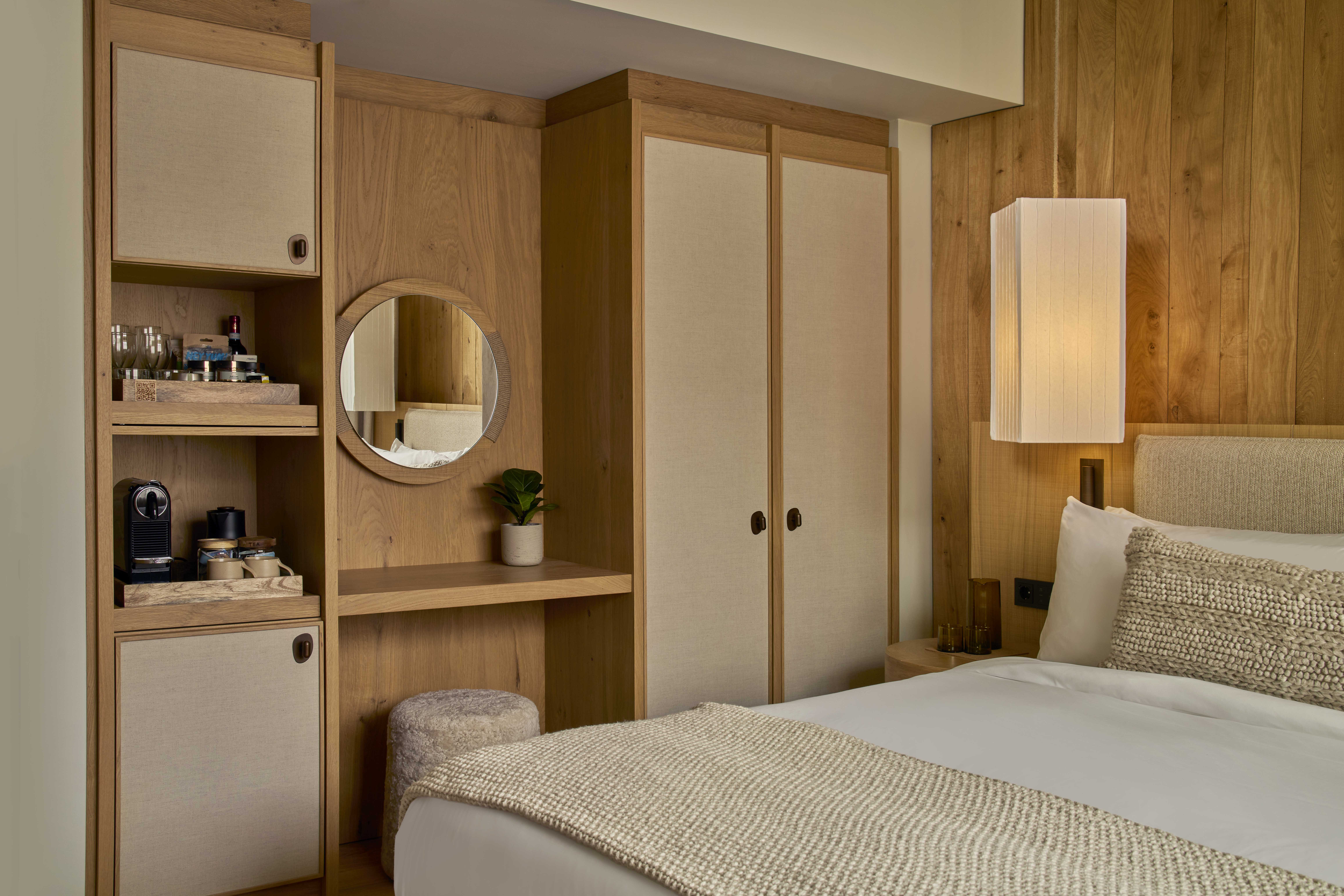 Double City View King Bed