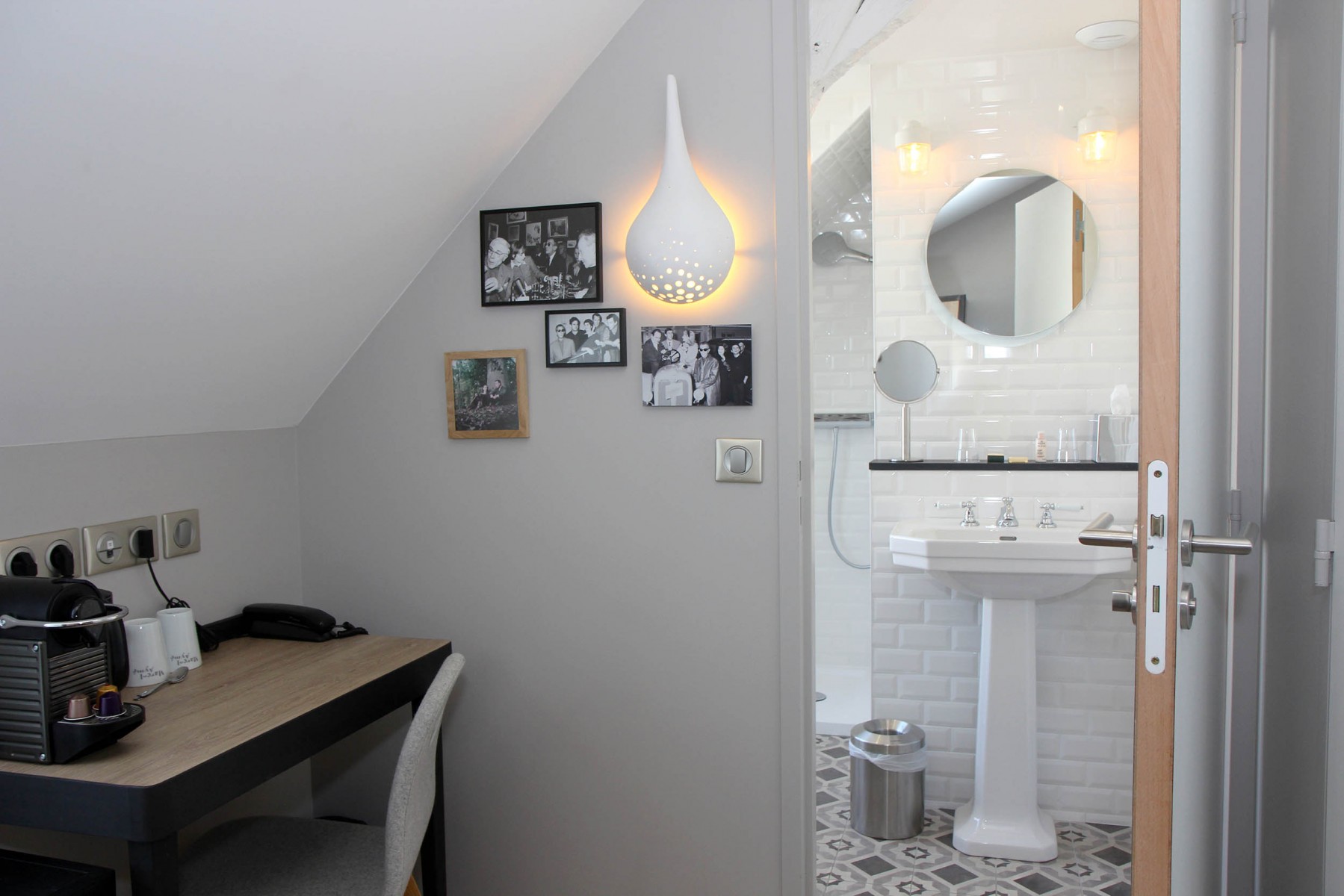 Double or Twin Standard