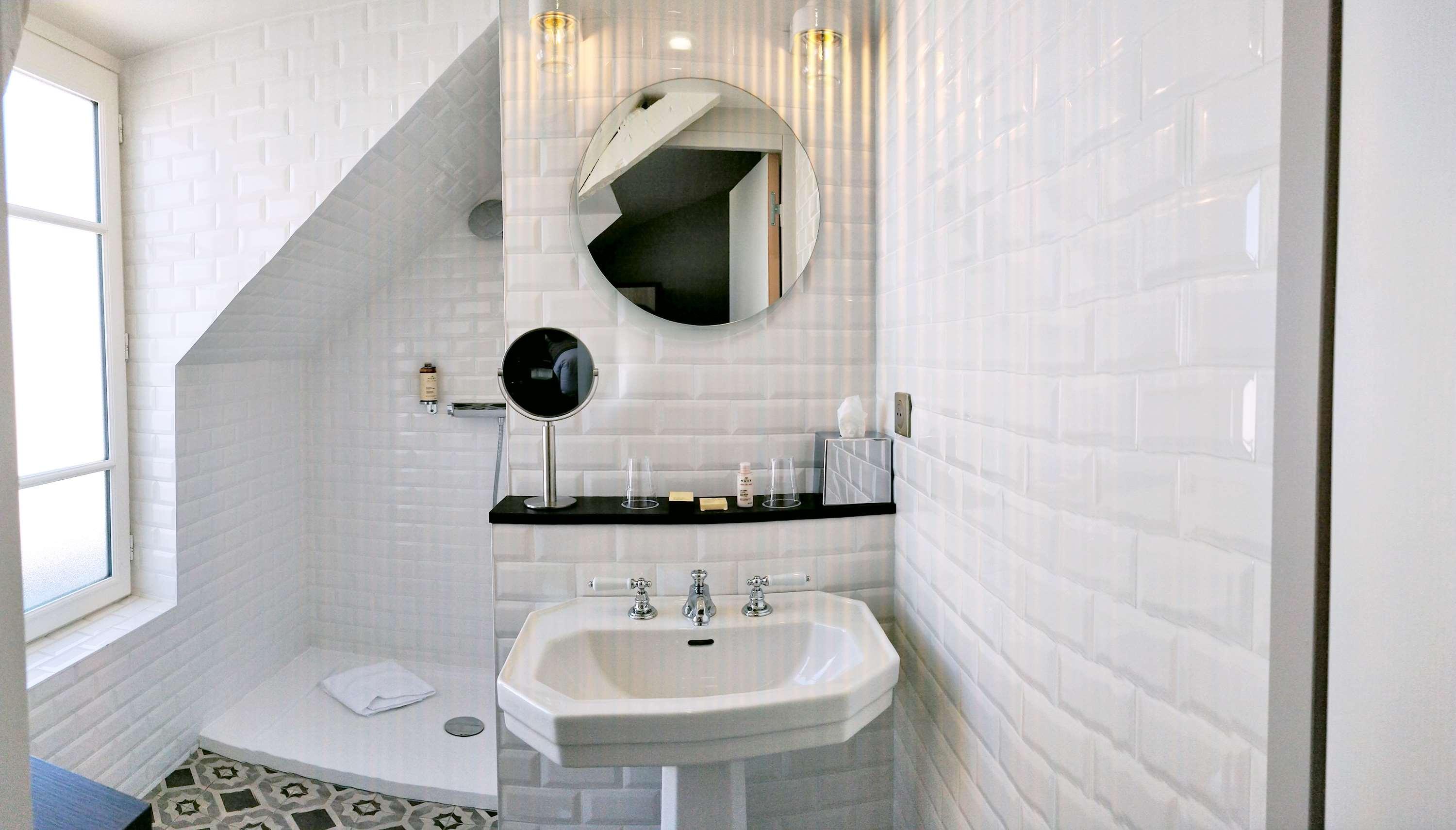 Double Superior King Bed