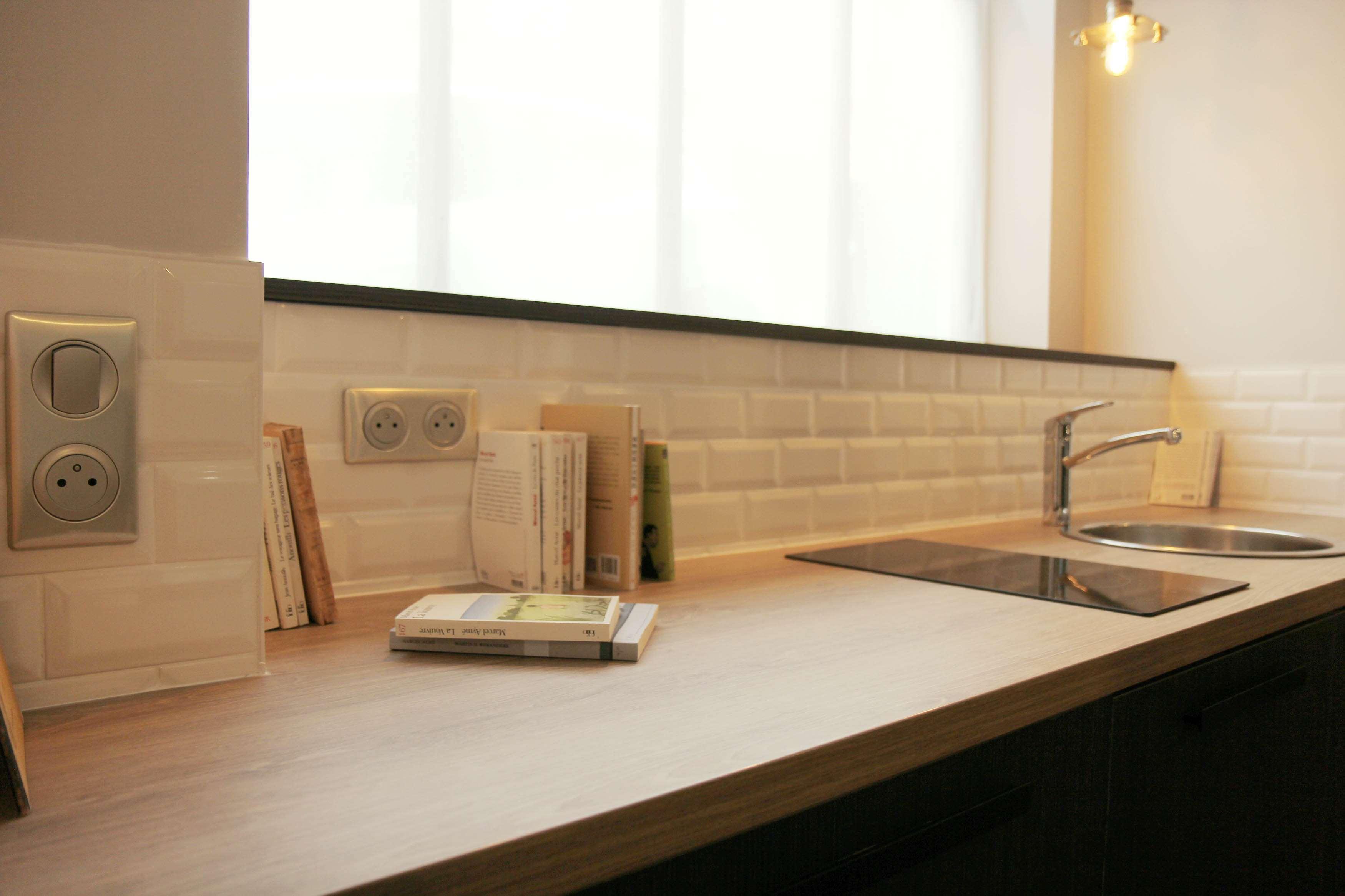 Studio Queen Size Bed