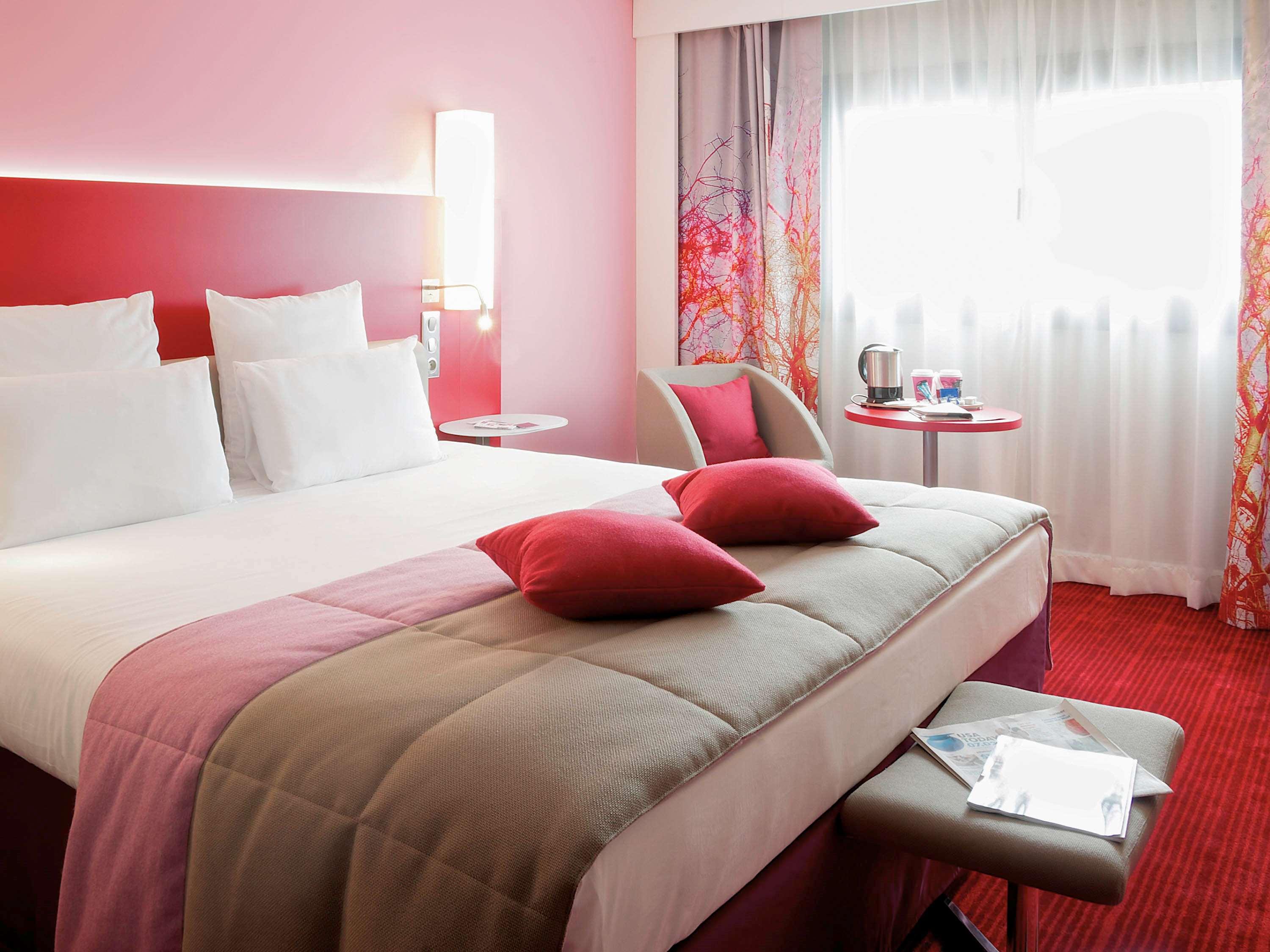 Double Accessible Superior