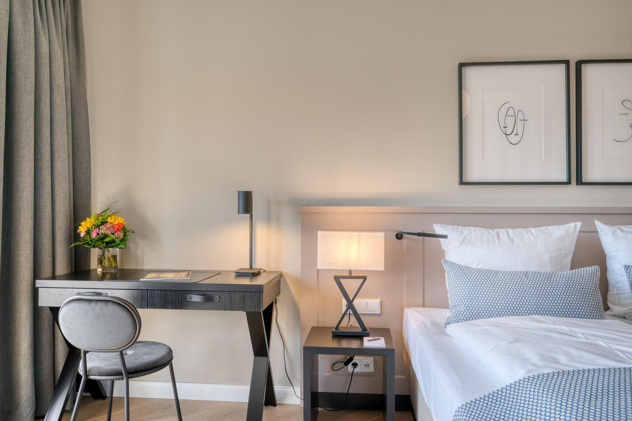 Double Premium Queen Bed