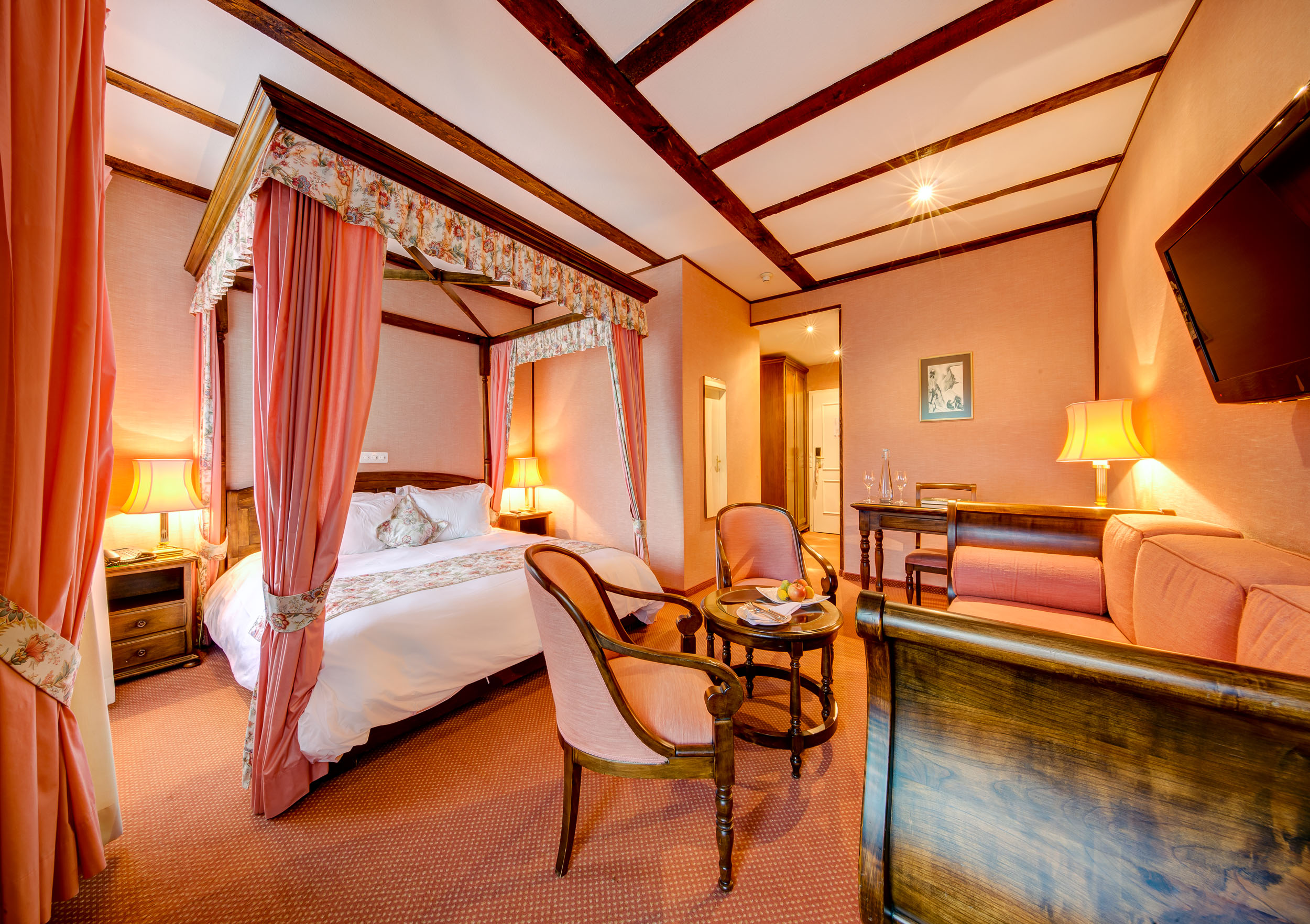 Twin Deluxe with Balcony