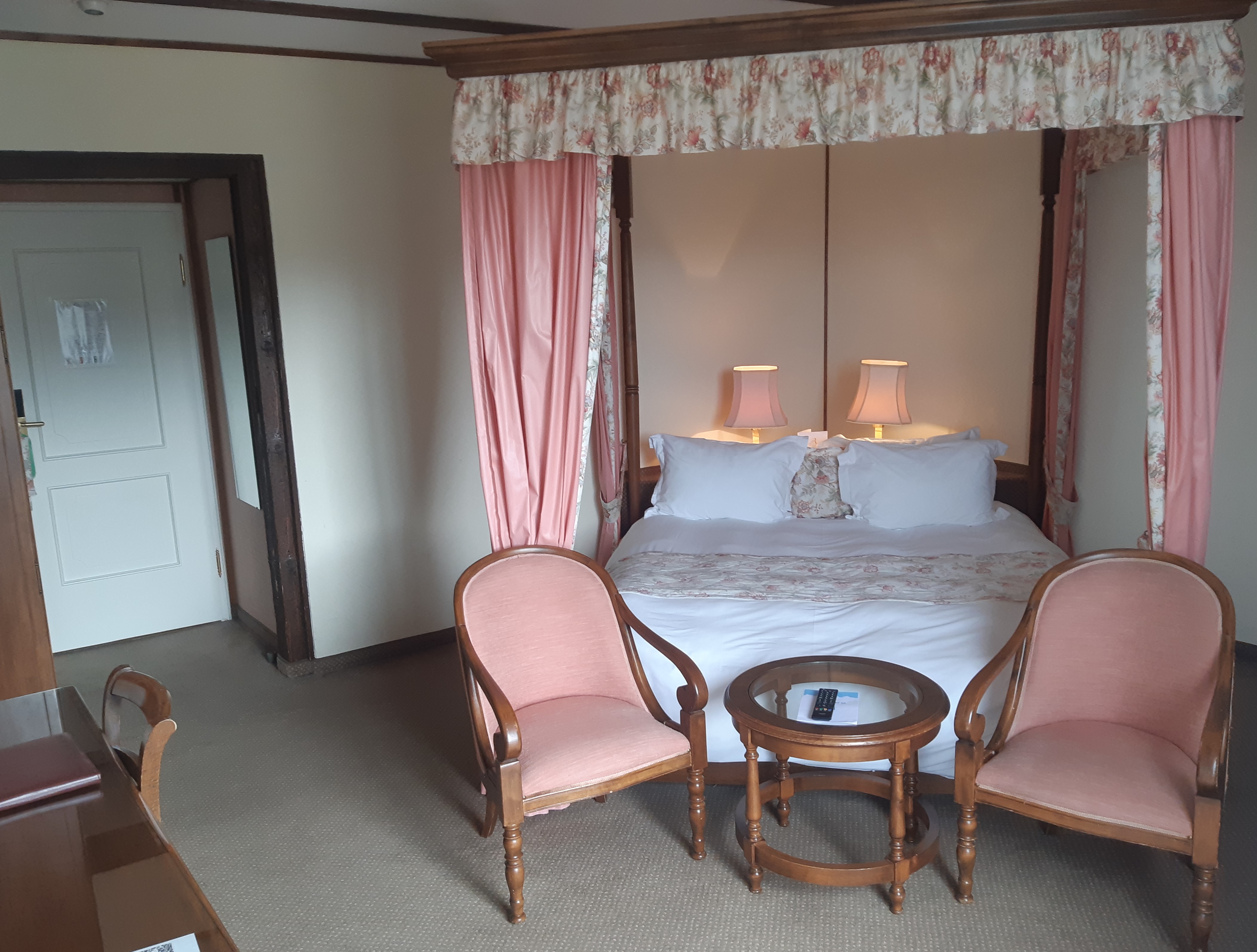 Twin Deluxe with Balcony