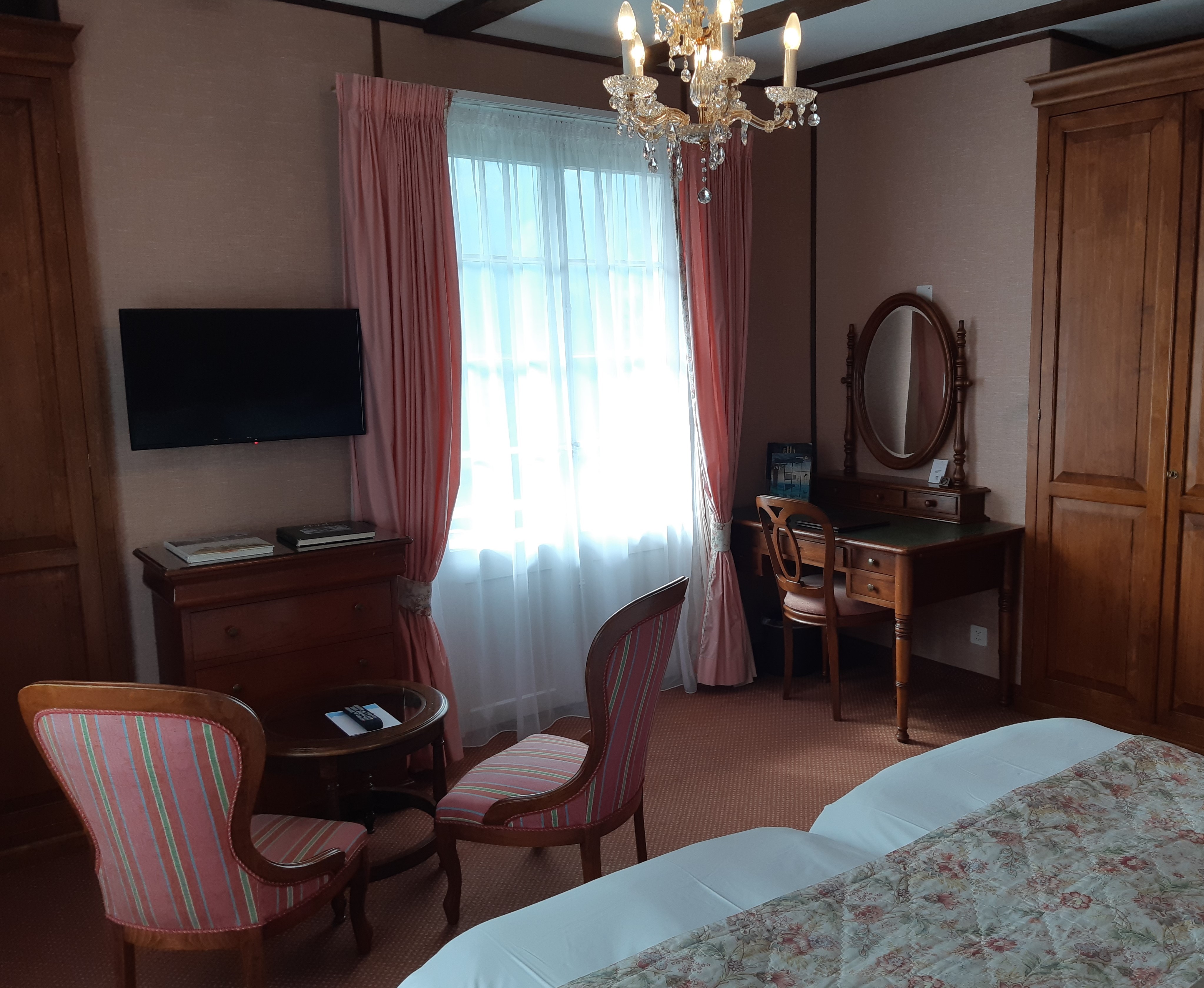 Twin Deluxe with Balcony