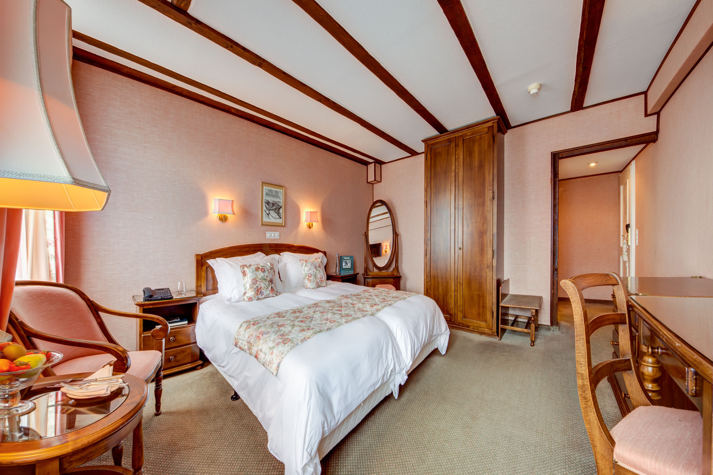 Double or Twin Deluxe Two Beds