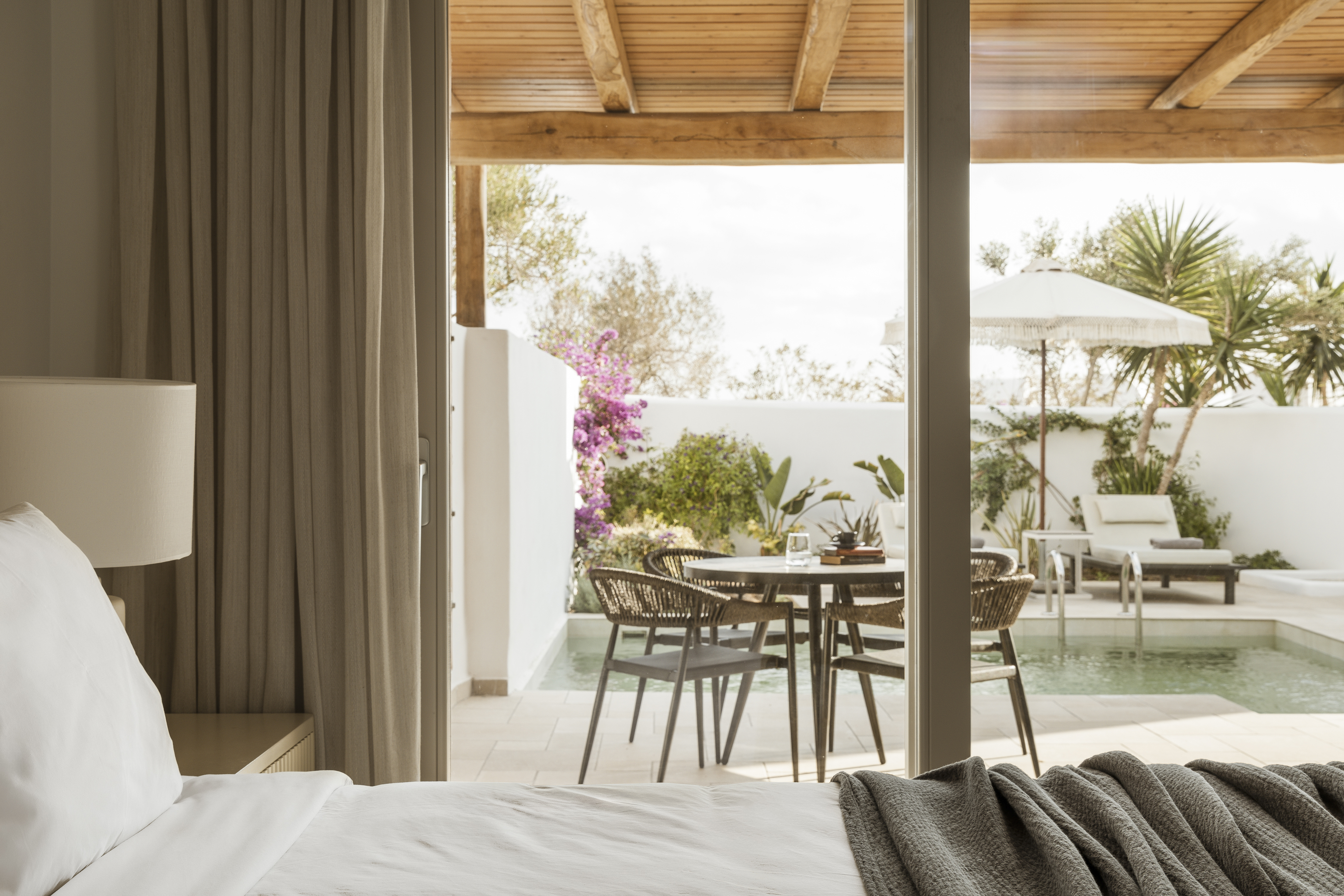 Suite Two Bedrooms with Private Pool