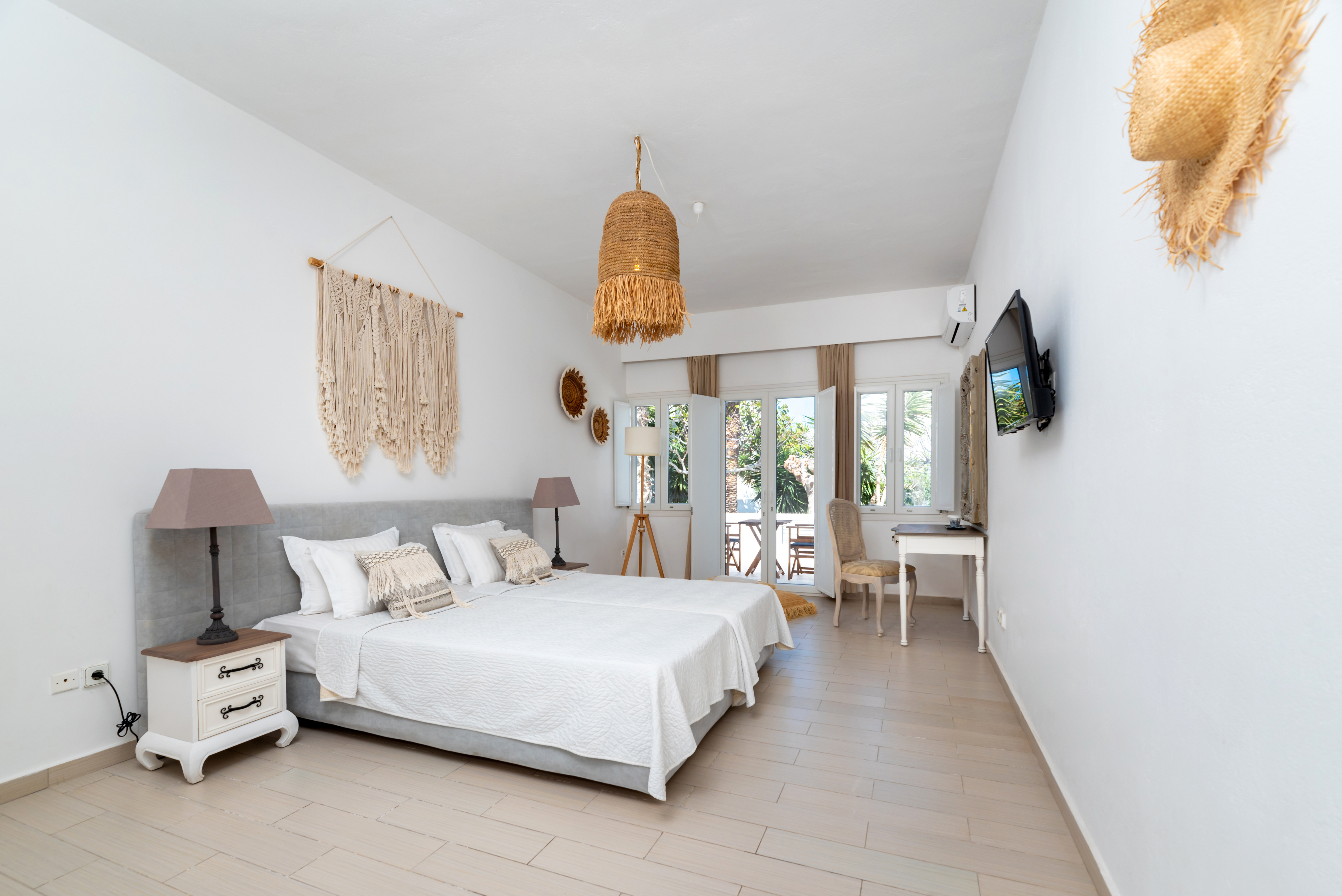 Double or Twin Standard