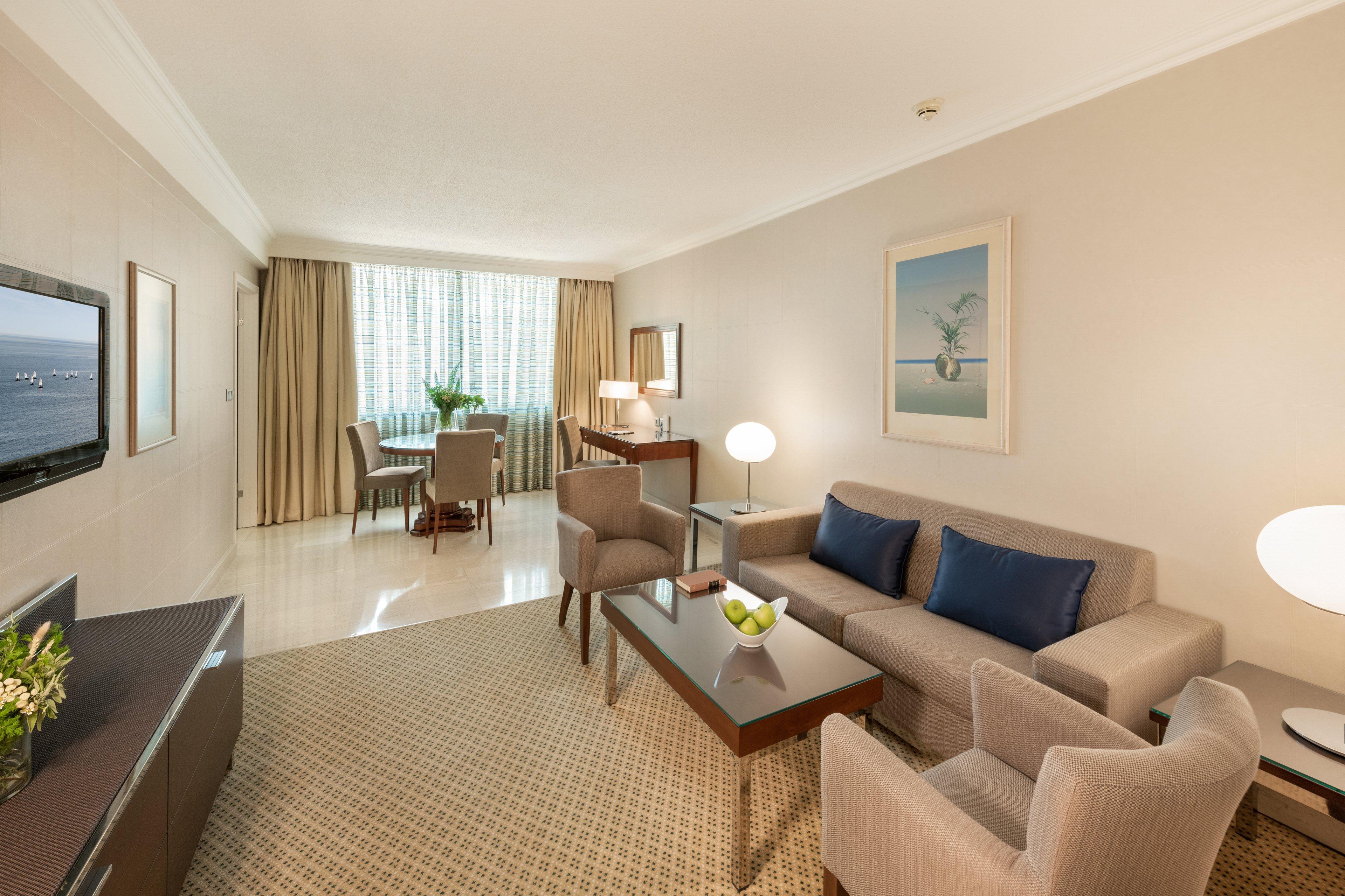 Junior Suite King Size Bed