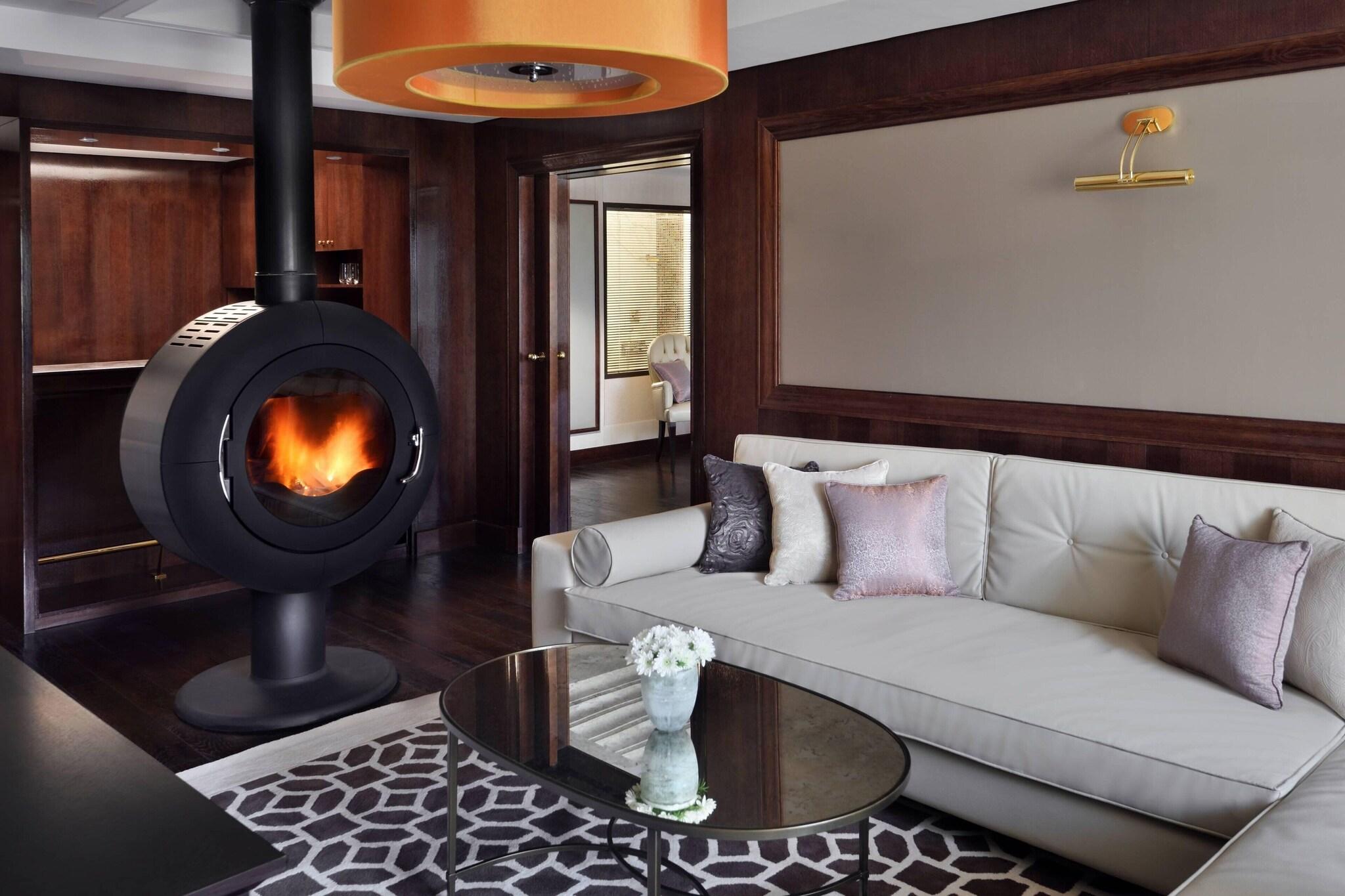 Suite Executive King Bed