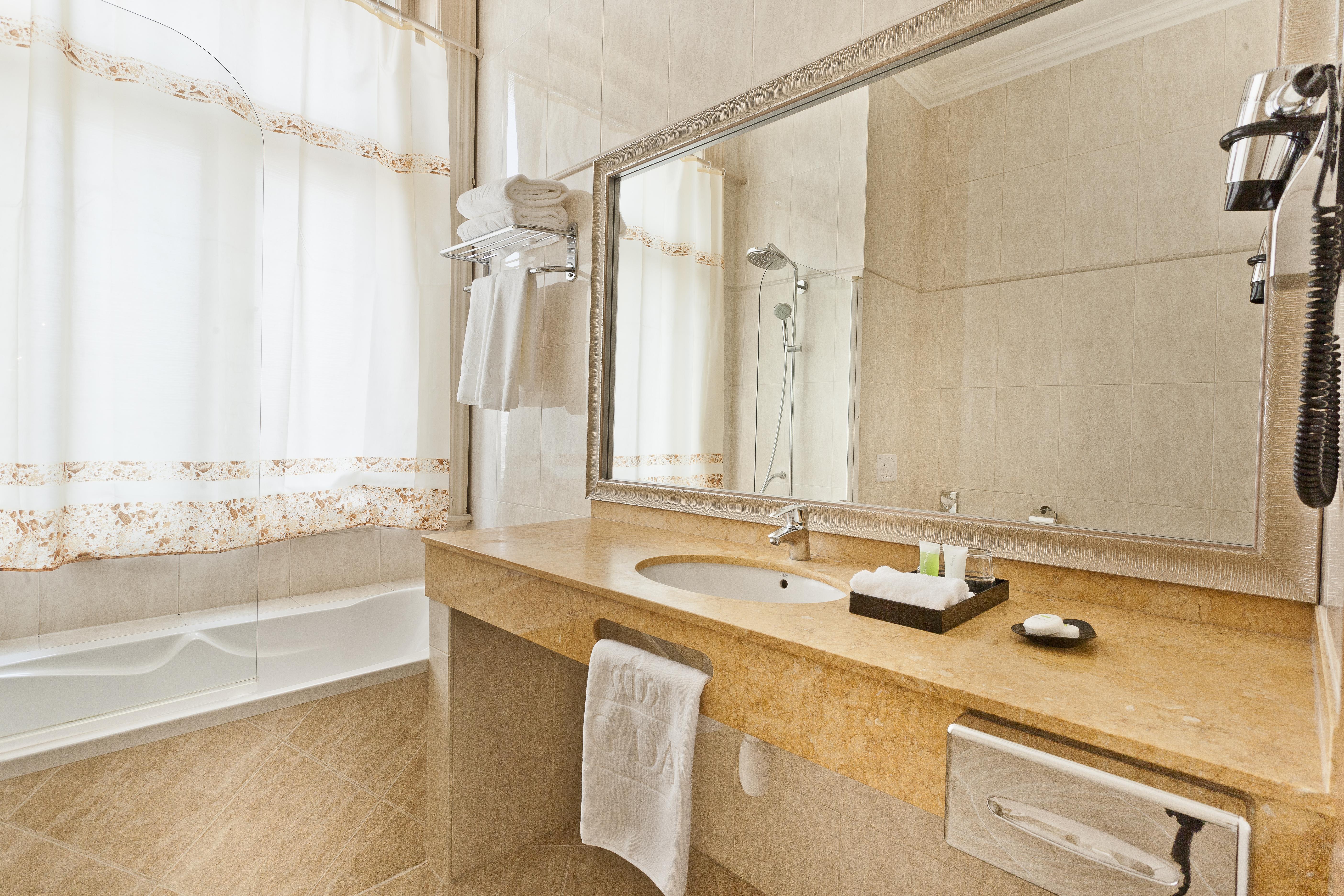 Double or Twin Executive